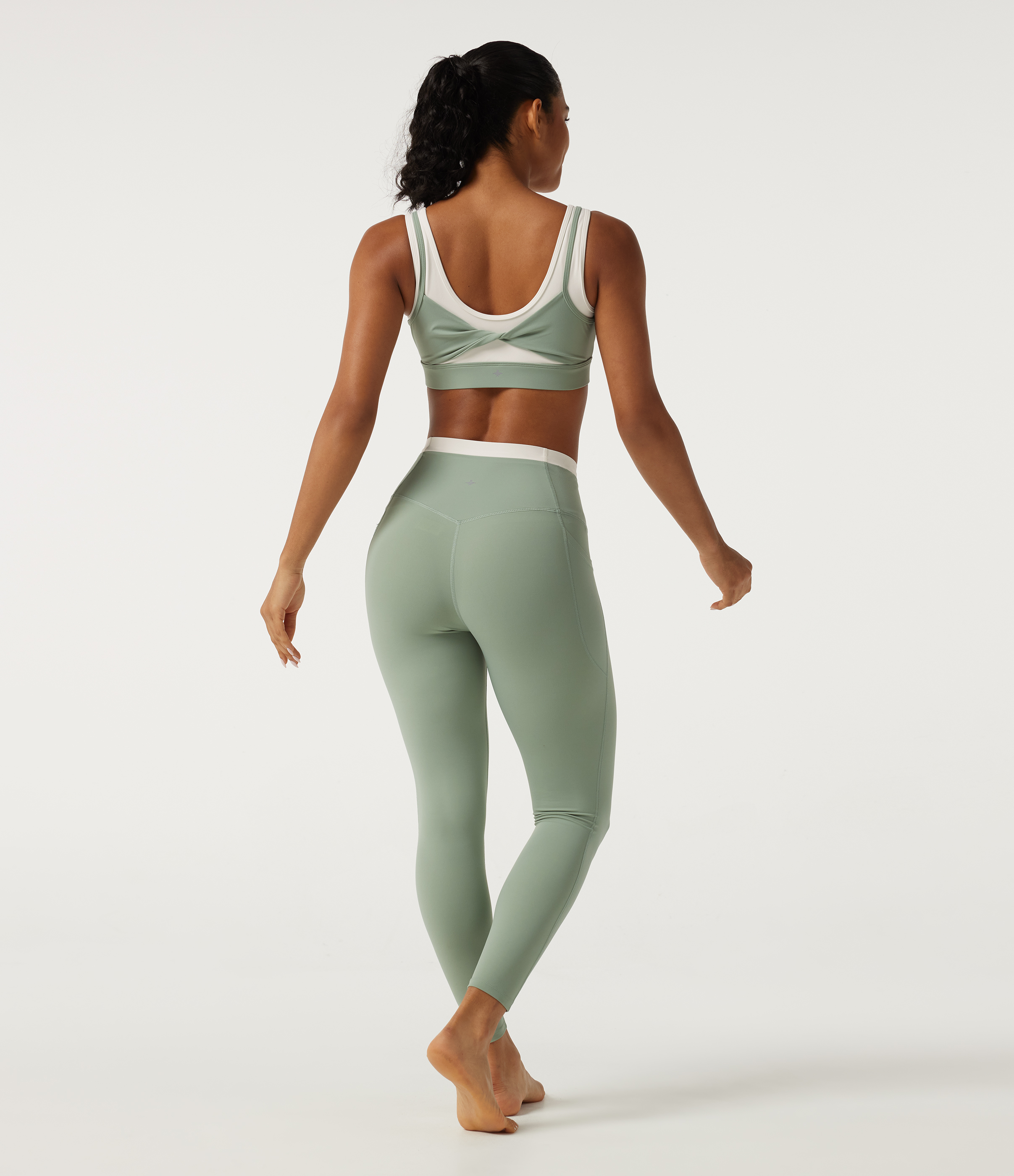 Iceberg Green Halara UltraSculpt™ 2-Piece Set U Neck Built-in Bra Twisted Color Block Yoga Sports Bra & Tummy Control Skinny Leggings with Pockets / 2