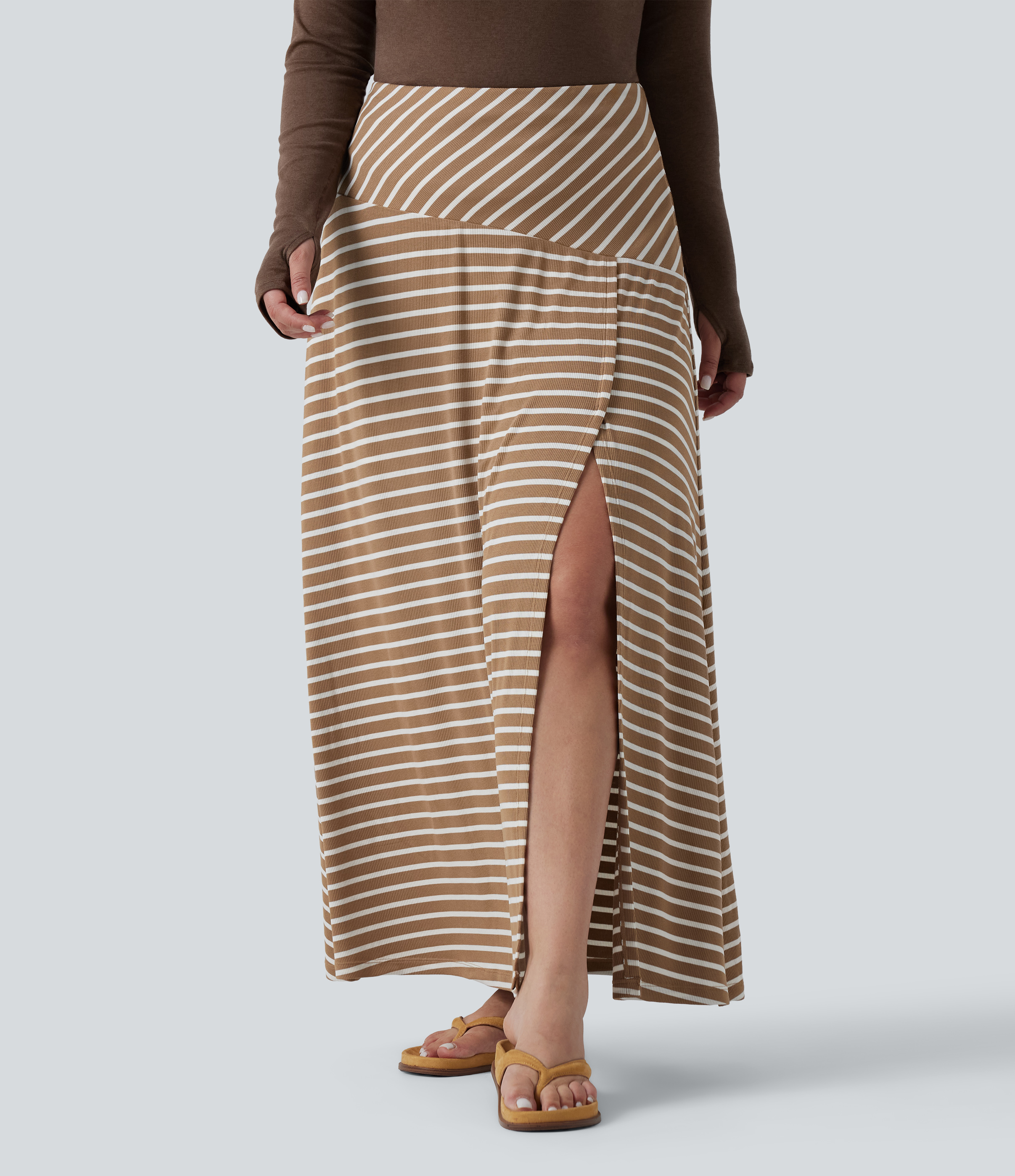 Falda maxi casual de punto acanalado para tallas grandes, de cintura alta, con abertura, a rayas y con bolsillo