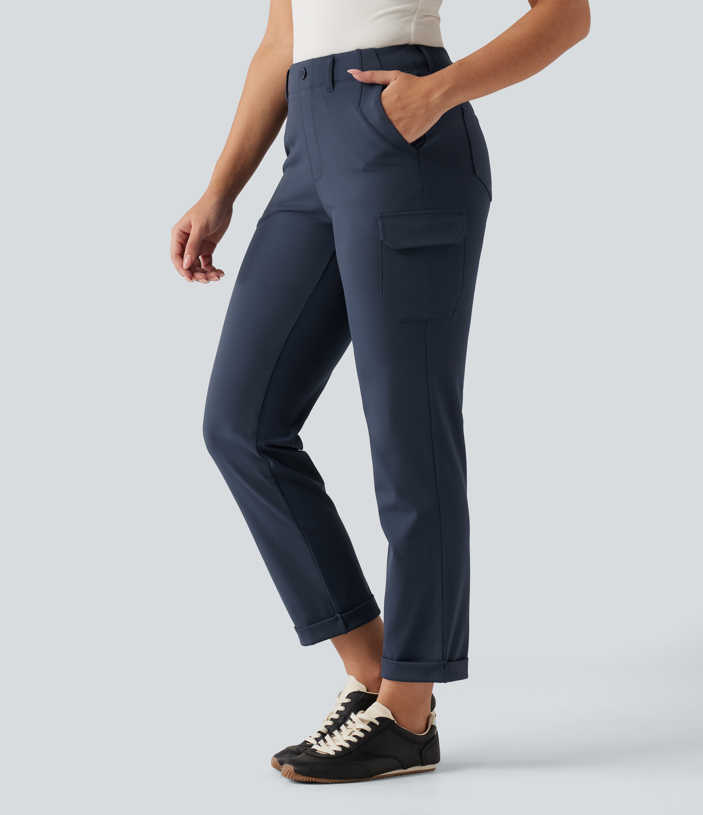 Halara Flex™ DayStretch — pantalon cargo de travail taille mi-haute, coupe fuselée, ourlet retroussé, avec poches