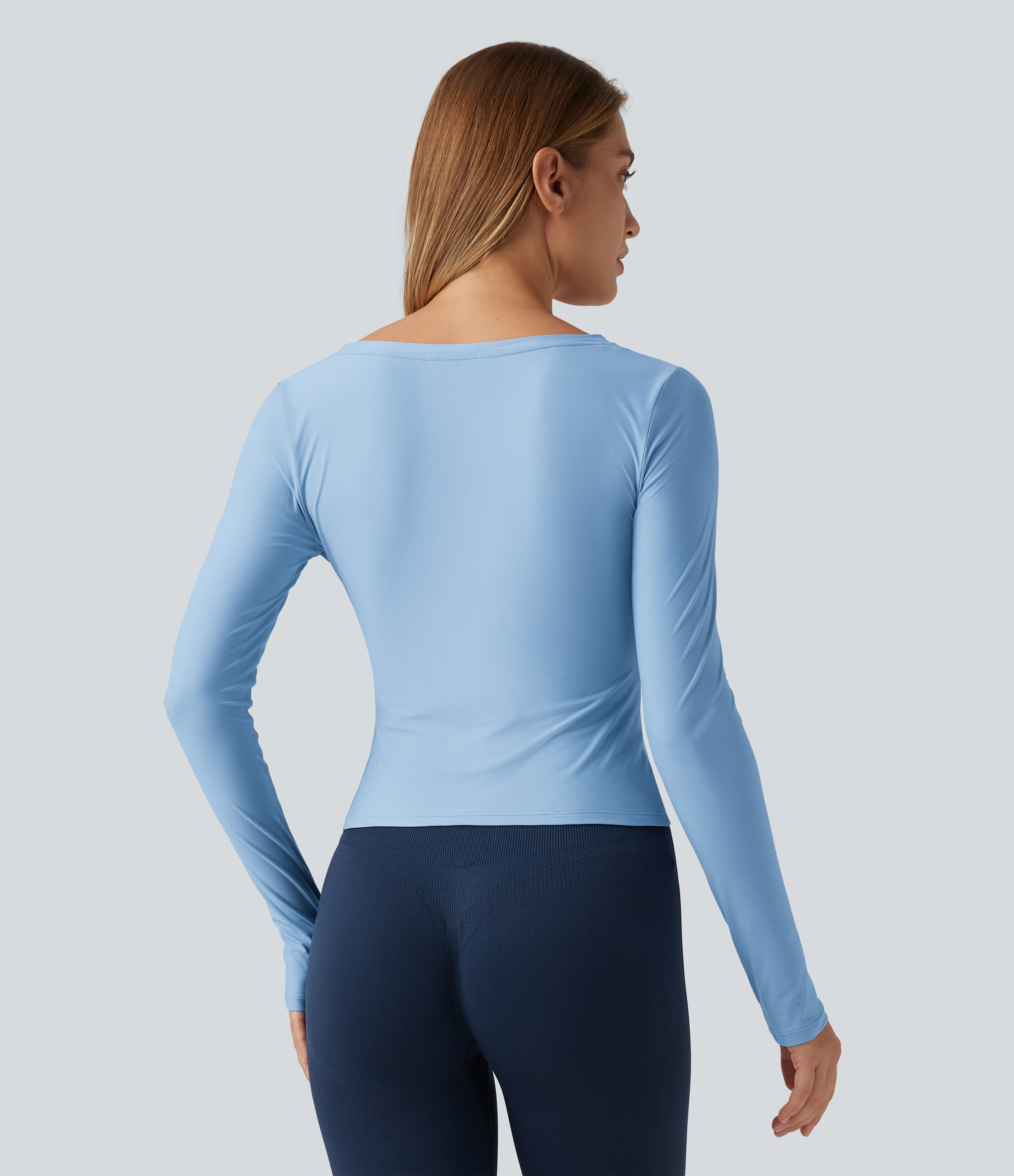 Dusk Blue Langärmeliges Crossover-Yoga-Top mit tiefem V-Ausschnitt / 2