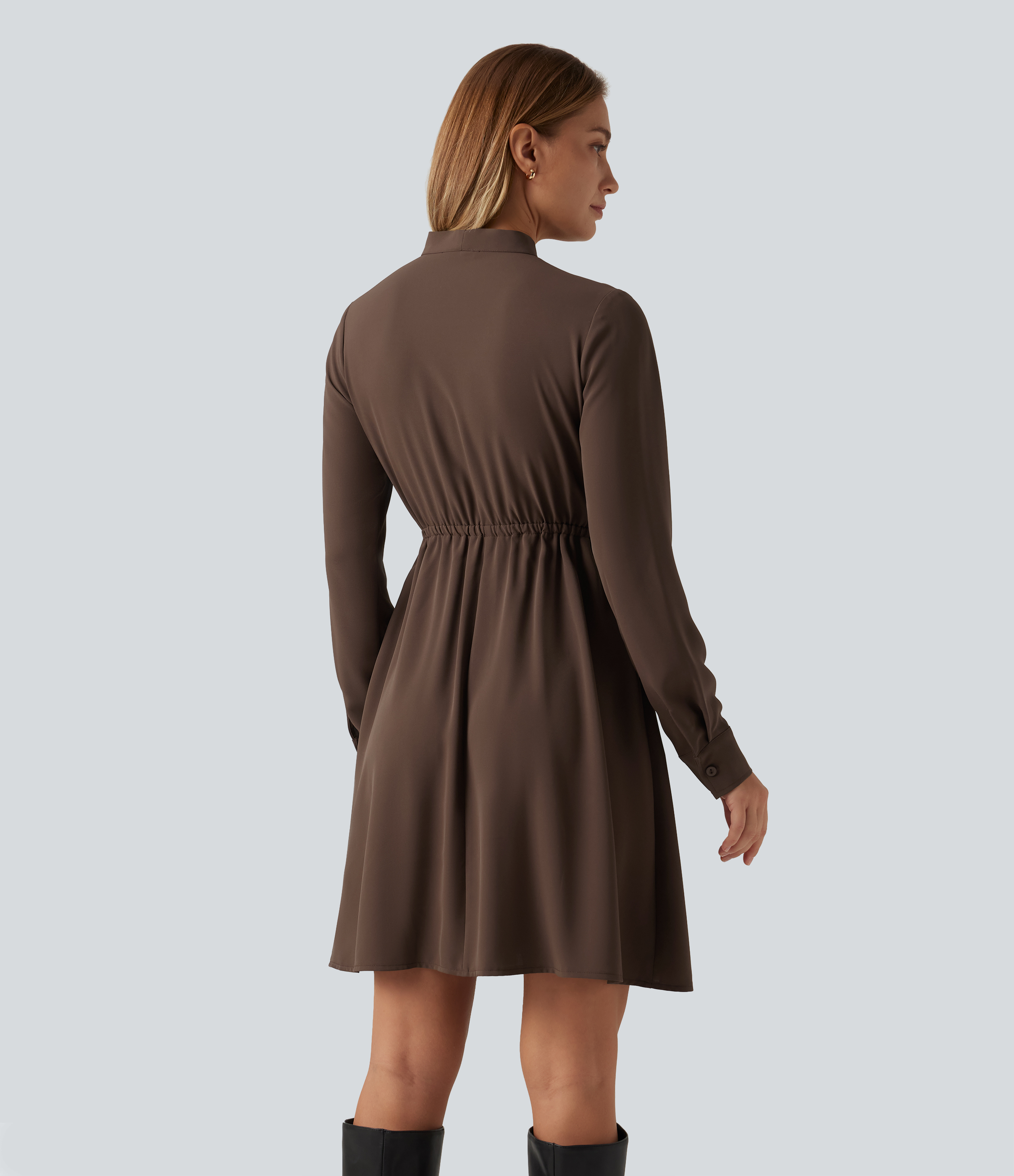 Brown Stone Mini-Hemdkleid mit Stehkragen, Bindeband vorn, langen Ärmeln, Raffungen und Taschen / 2