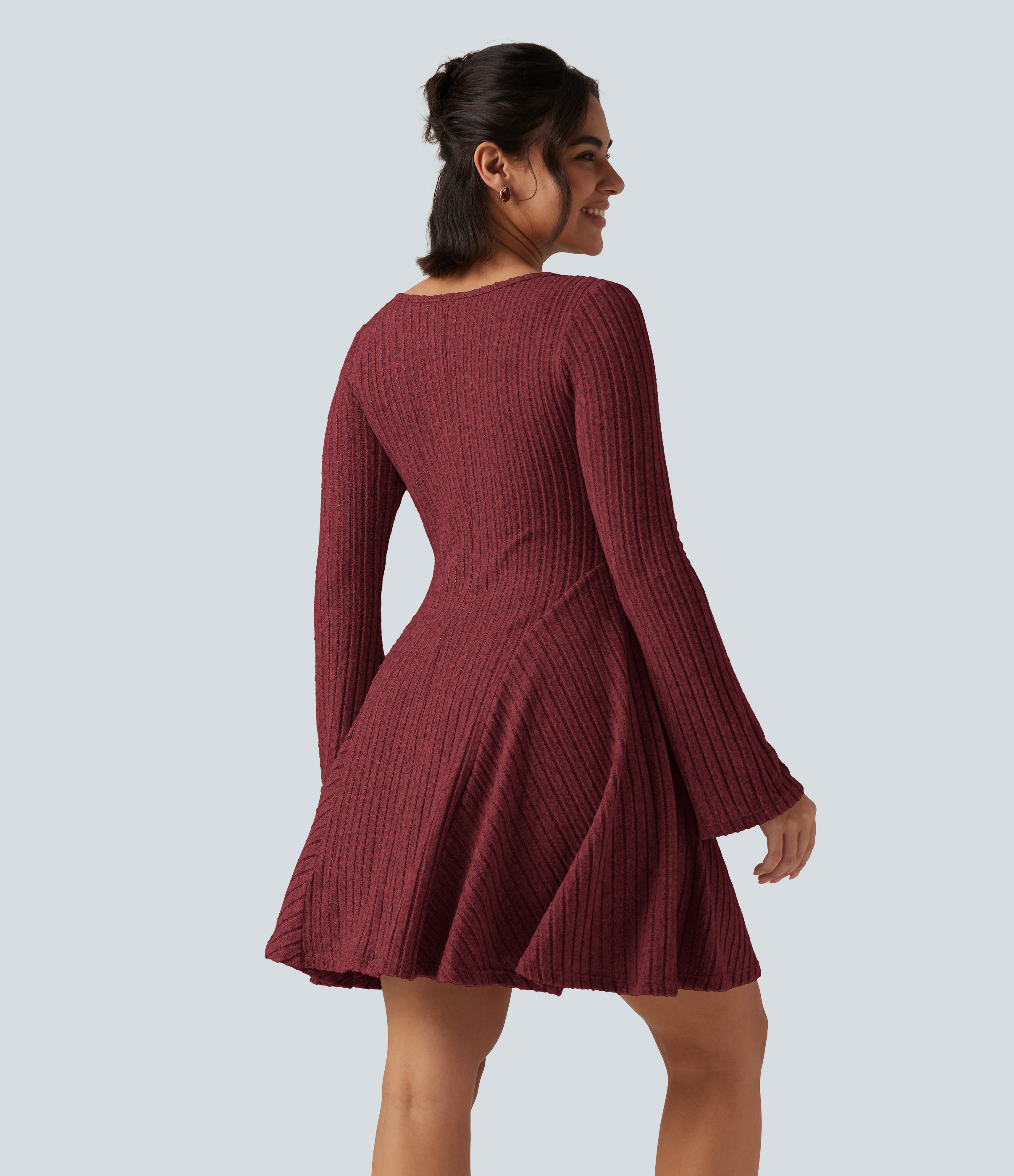 Wine Red Floral Yarn Minivestido de punto acanalado con escote cuadrado, volante, mangas largas y nudo decorativo; corte acampanado de estilo casual / 2