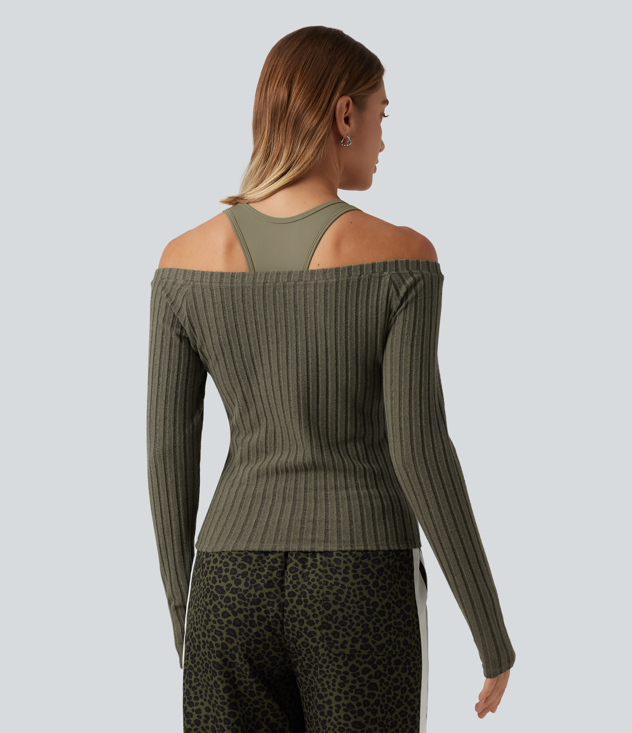 Moss Green Floral Velvet 2-Piece Set Off-Shoulder Ribbed Long Sleeve Lounge Top with Built-in Bra / 2