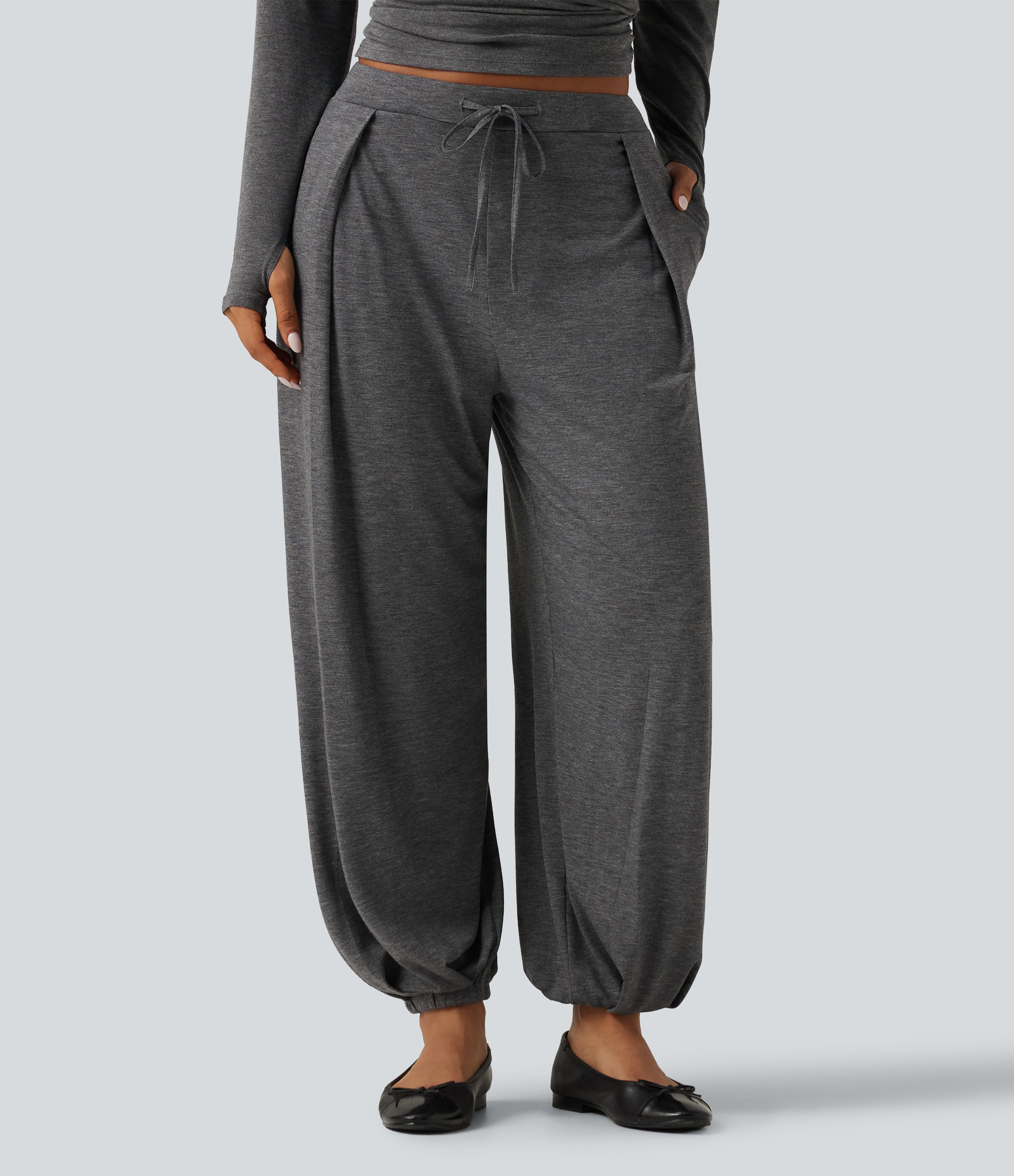 Mid Rise Drawstring Pleated Casual Joggers with Pockets
