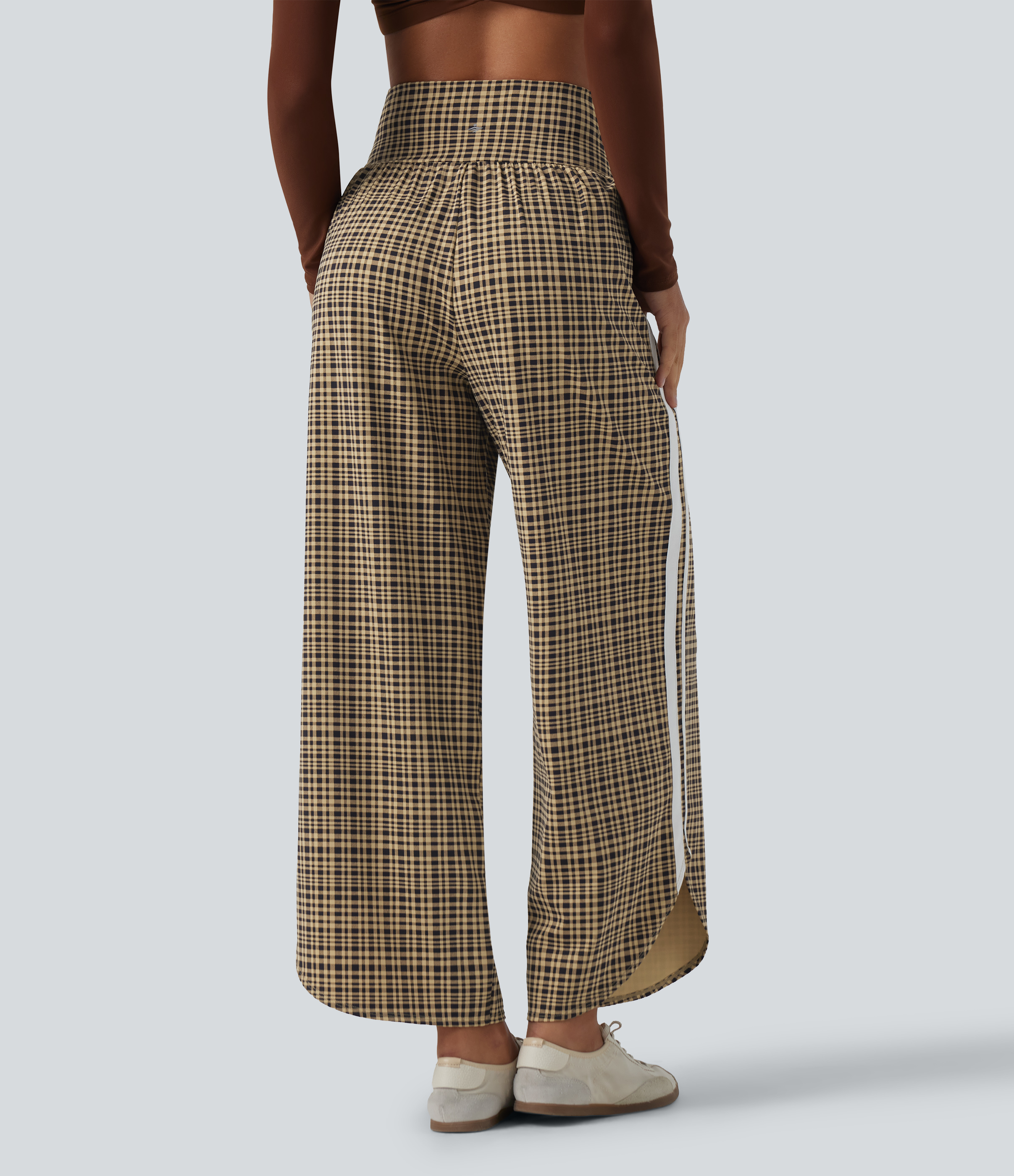 Butter Malt Check Pantalones de running de talle alto con control del abdomen, estampado a cuadros, pierna ancha y bolsillos. / 2