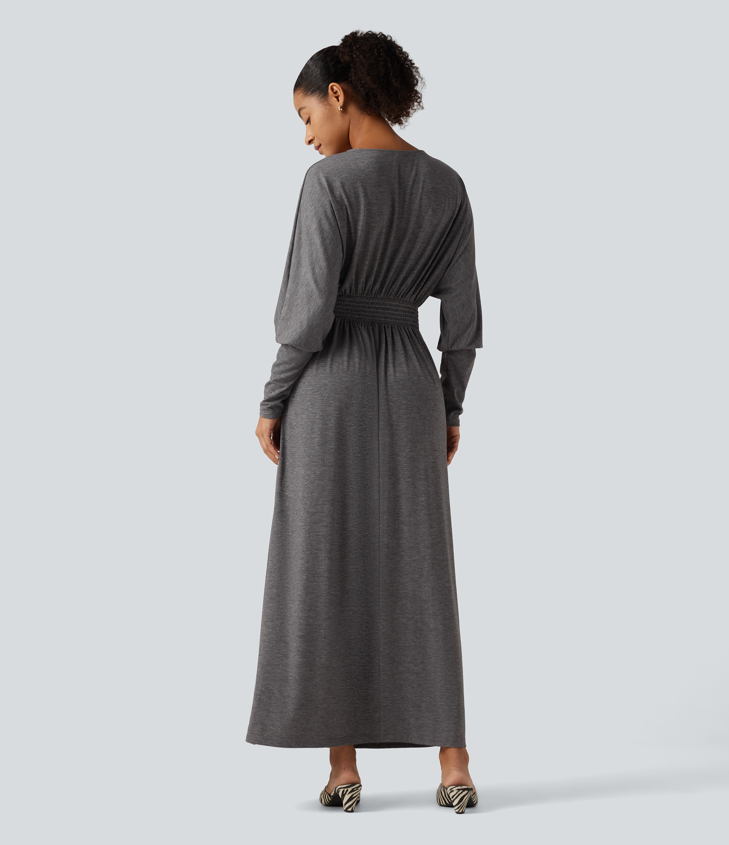 Darl Gray Floral Yarn Vestido maxi casual com decote em V, mangas compridas, franzido e bolsos / 2