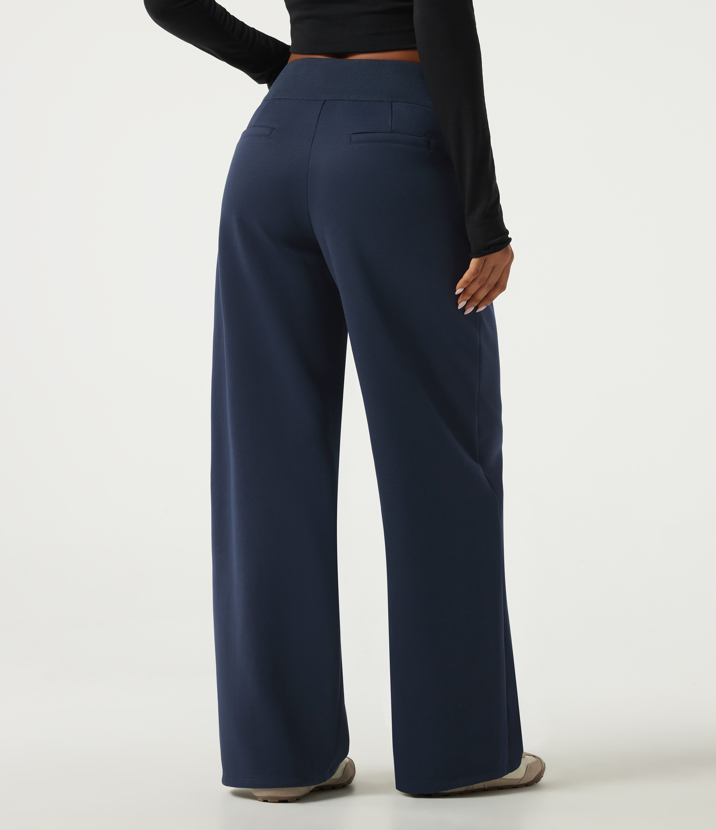 Navy Blazer Lässige Jogginghose aus Baumwolle mit mittelhohem Bund, Seitentaschen und geradem Bein / 2
