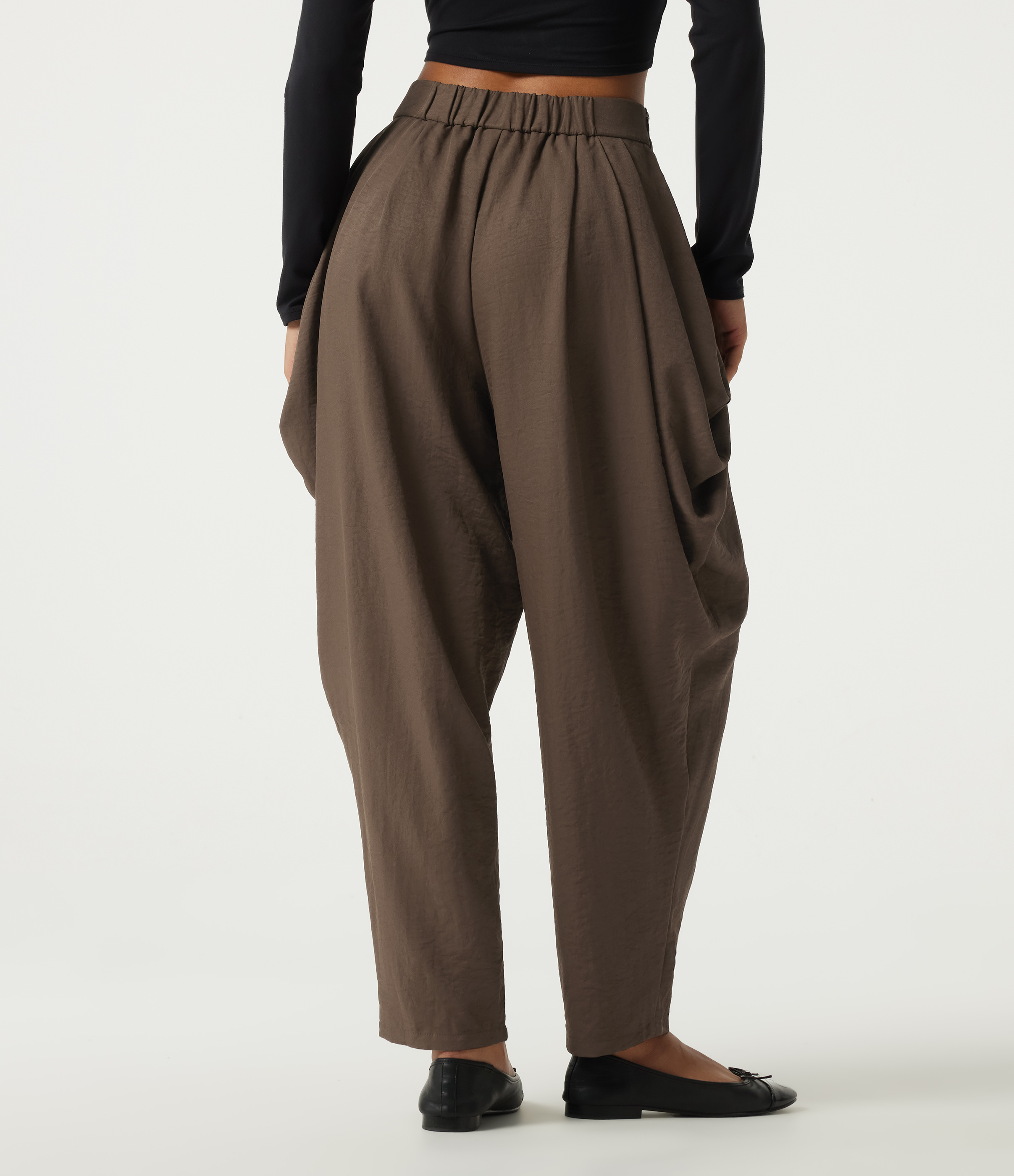 Rain Drum High Waisted Tapered Casual Pants with Pockets / 2