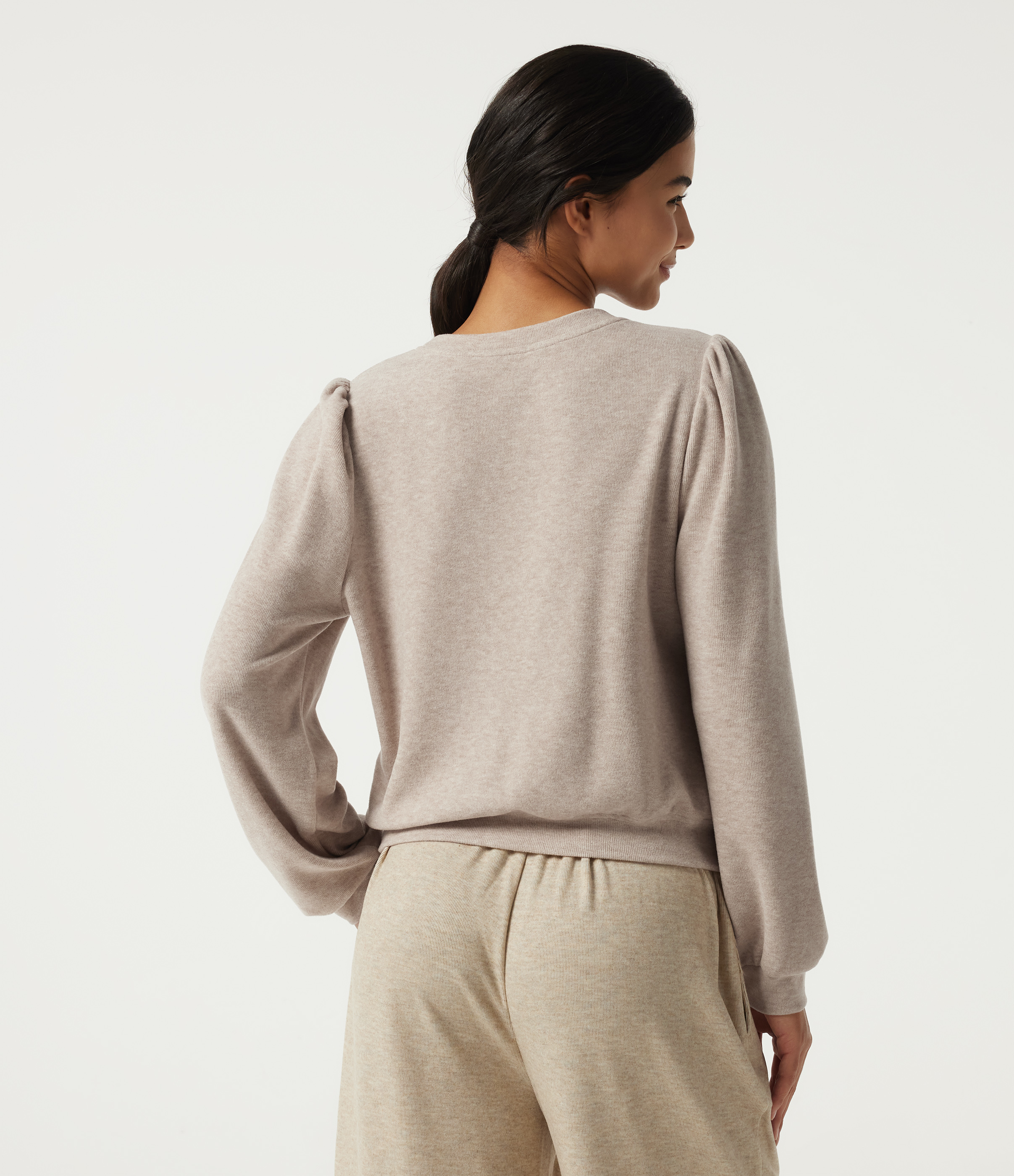 Cement Round Neck Long Sleeve Lounge Top / 2