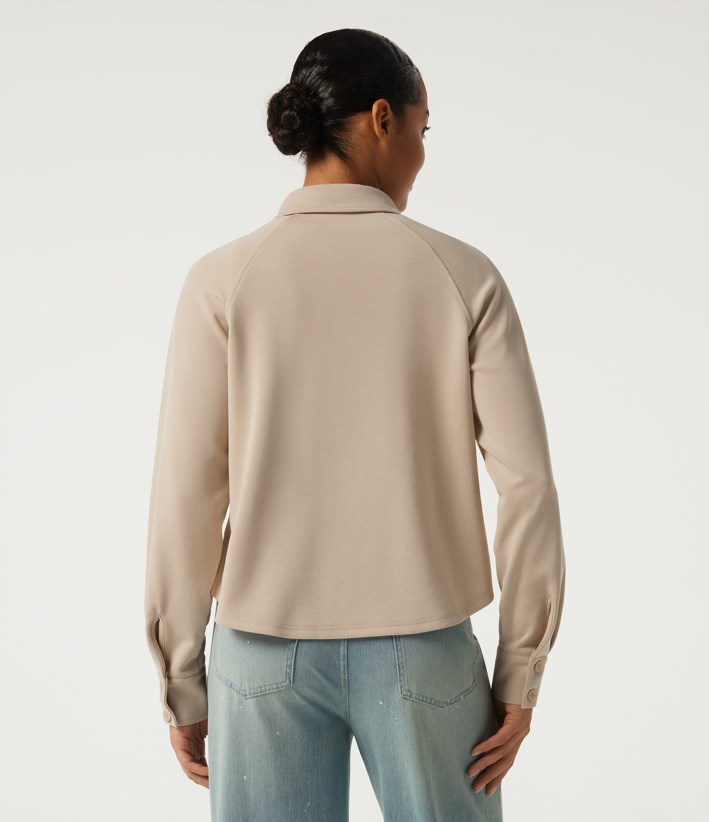 Humus Lässige Jacke mit Stehkragen, Brusttaschen und langen Ärmeln / 2