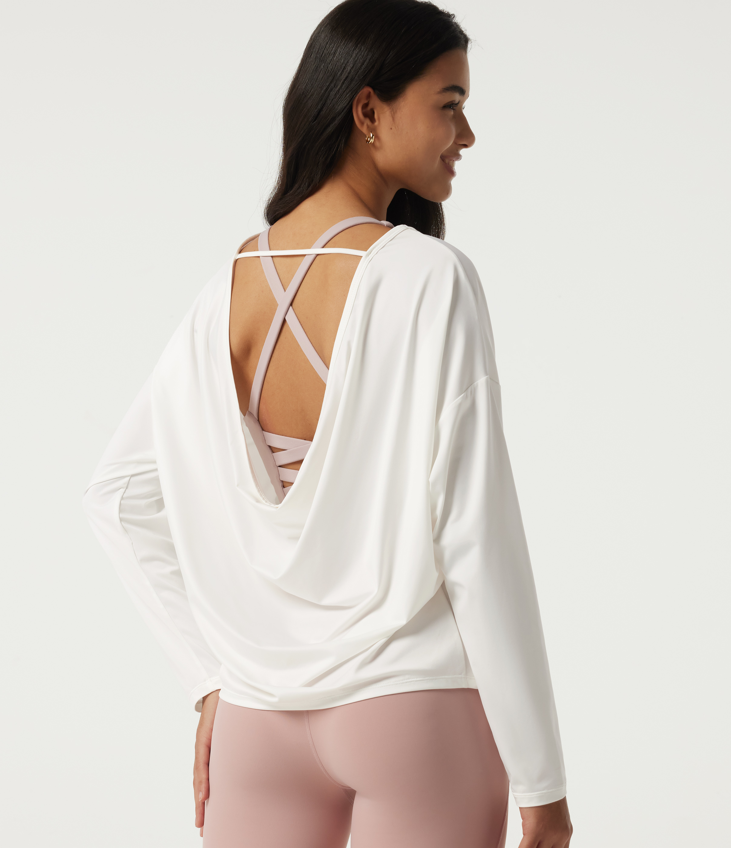 Scoop Neck Long Sleeve Cut Out Back Yoga Sports Top