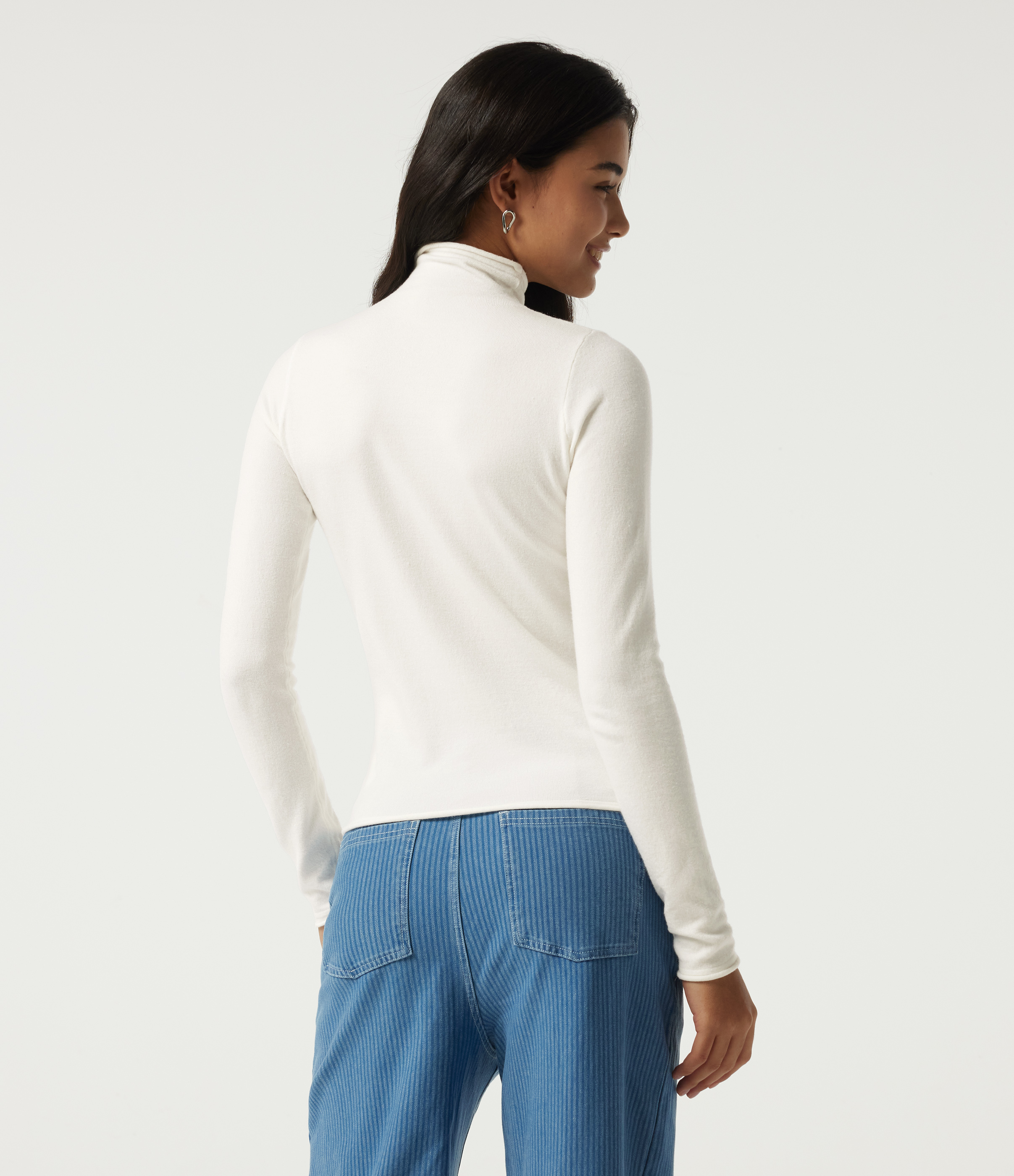 White Alyssum High Neck Long Sleeve Work Sweater / 2