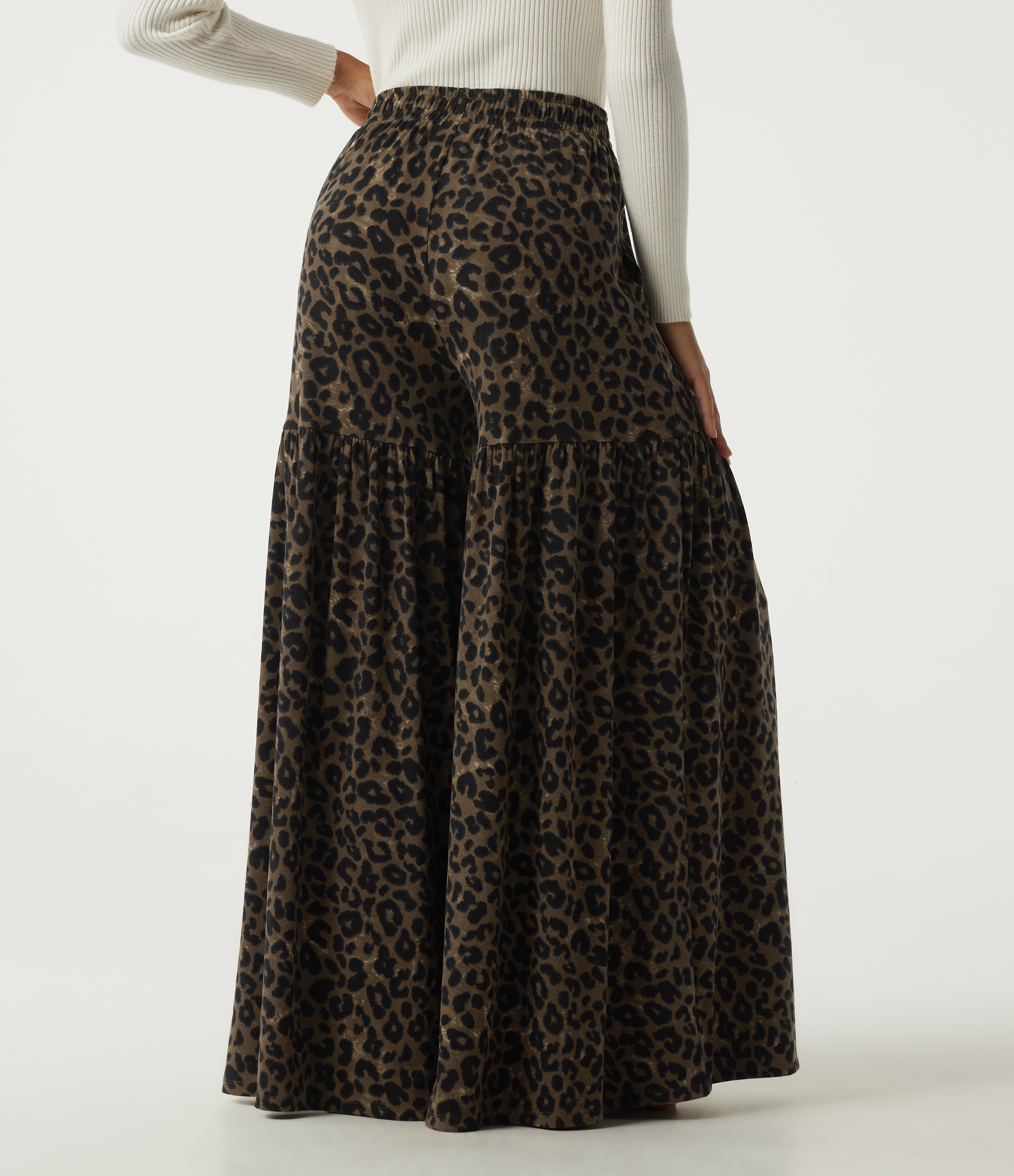 Hazel Prowl Calças casuais largas de cintura alta com estampa de leopardo e bolsos / 2
