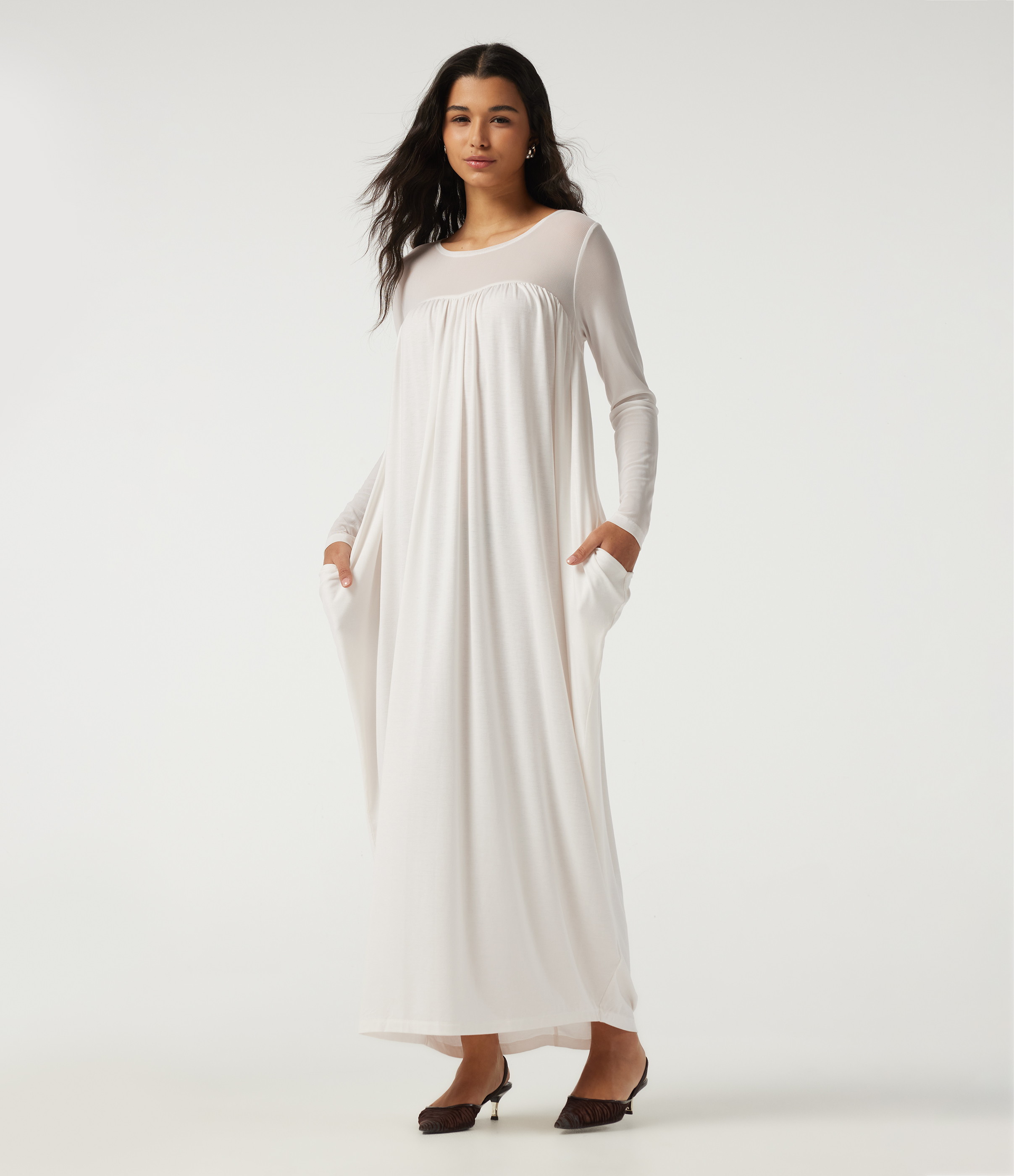 Round Neck Long Sleeve Contrast Mesh Cut-Out Back Casual Maxi Dress with Pockets