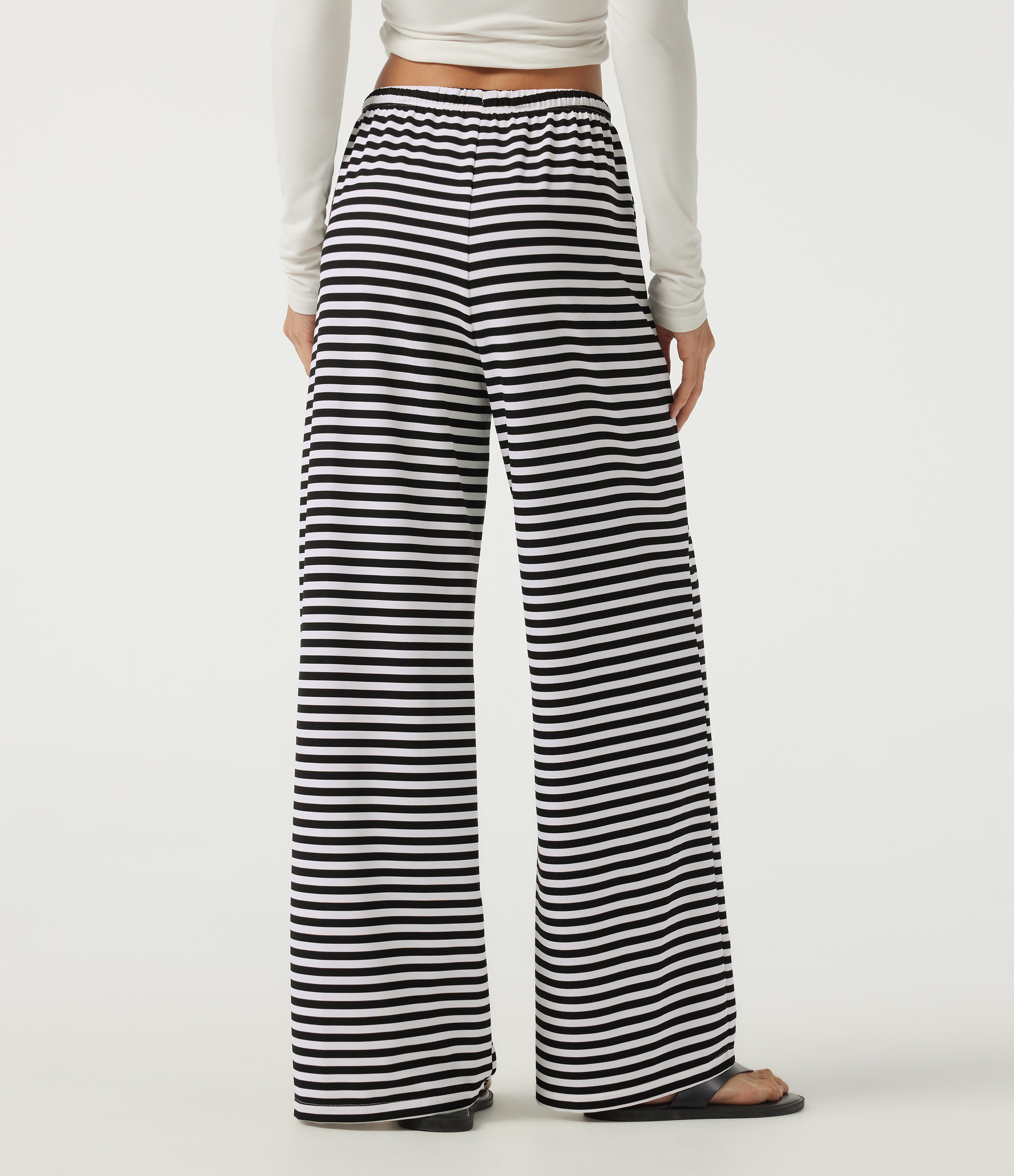 Black White Horizontal Stripe Mid Rise Drawstring Baggy Stripe Waffle Lounge Pants with Pockets / 2