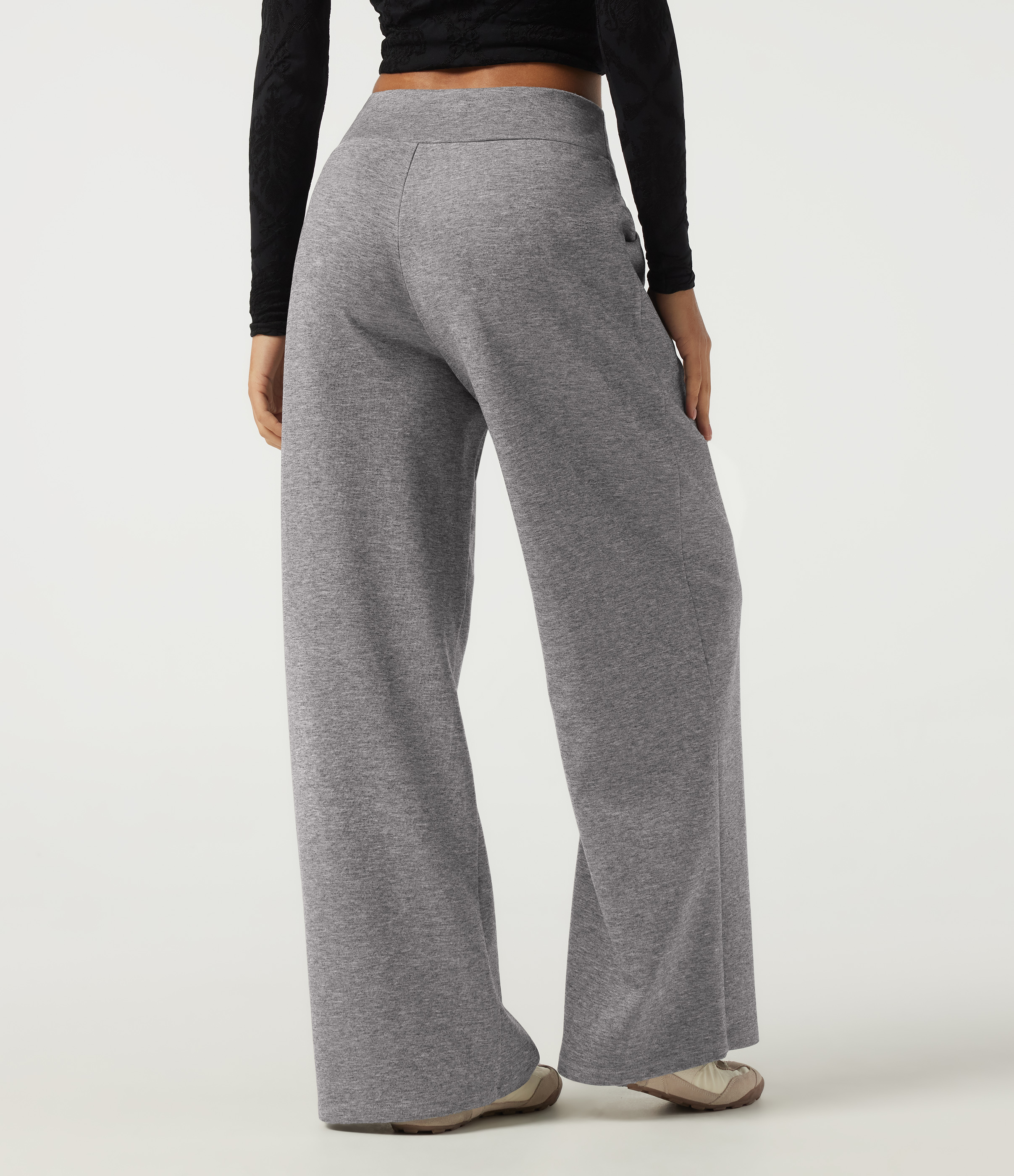 December Sky Pantalon de jogging taille mi-haute à taille croisée coupe large avec poches / 2