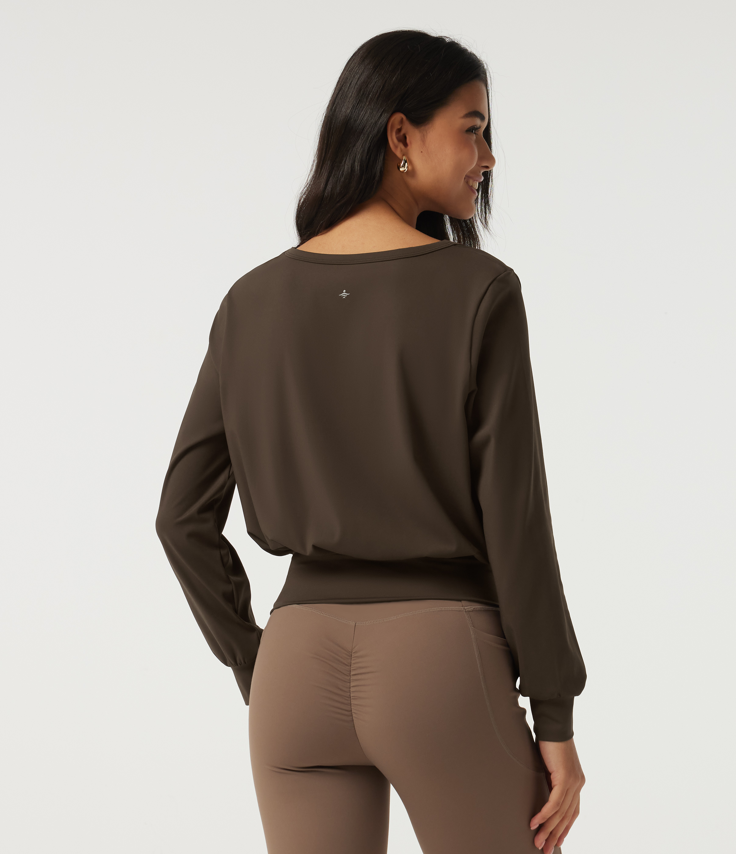 Chocolate Martini SoftlyZero™ Airy V Neck Long Sleeve Ruched InstantCool Yoga Sports Top / 2