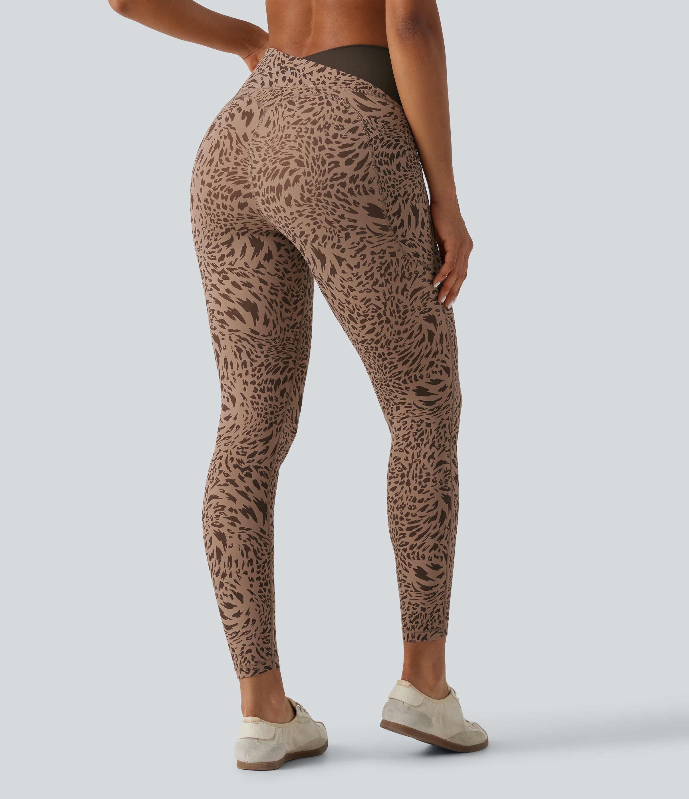 Flow Leopard Halara UltraSculpt™ Leopardenmuster High-Waist Crossover Skinny Yoga-Leggings mit Taschen / 2