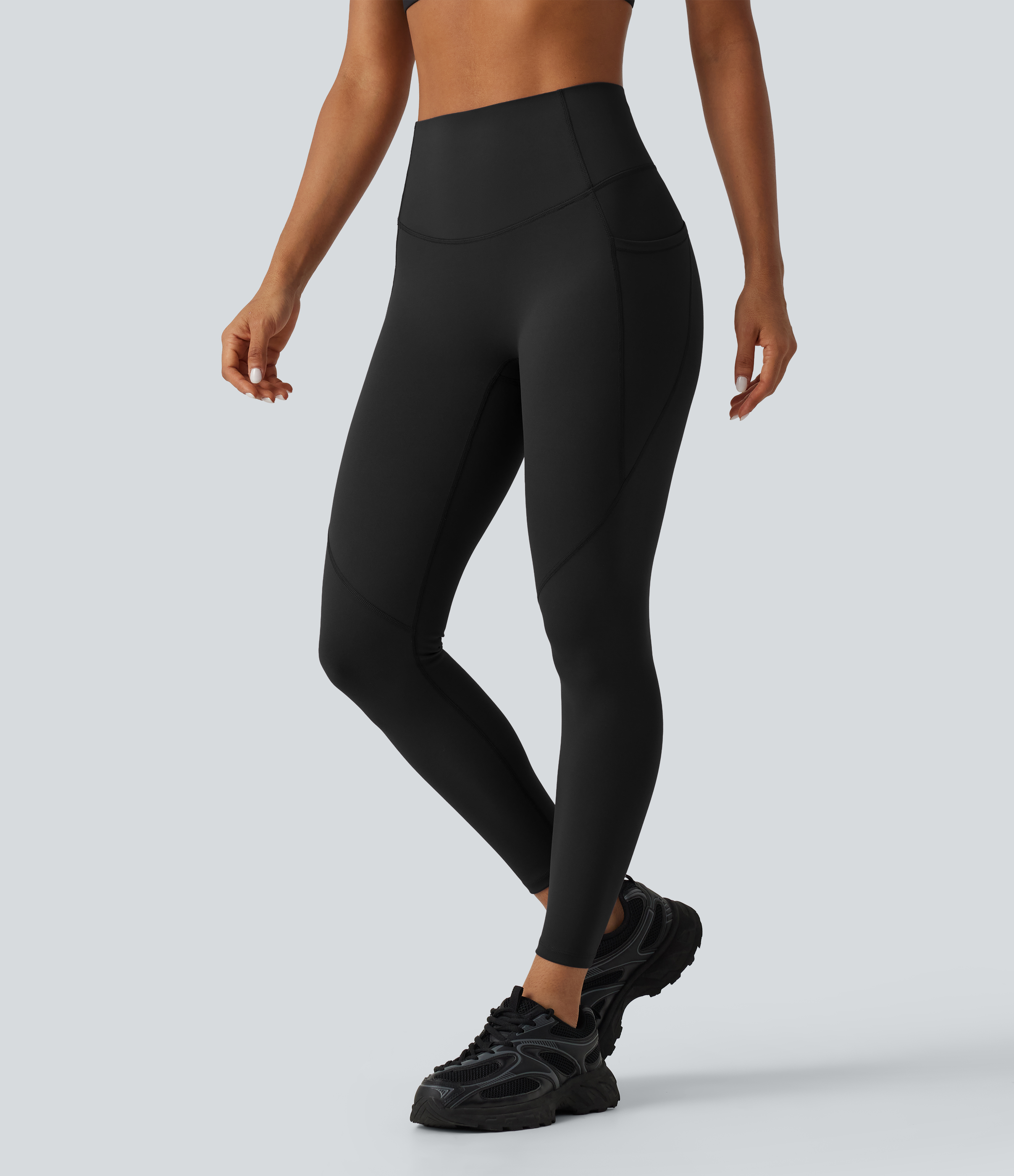 Halara Speedwave™ High Waisted Tummy Control Skinny Reflective Dots Training & Running Leggings with Pockets  - Black - XS(7/8) gym leggings