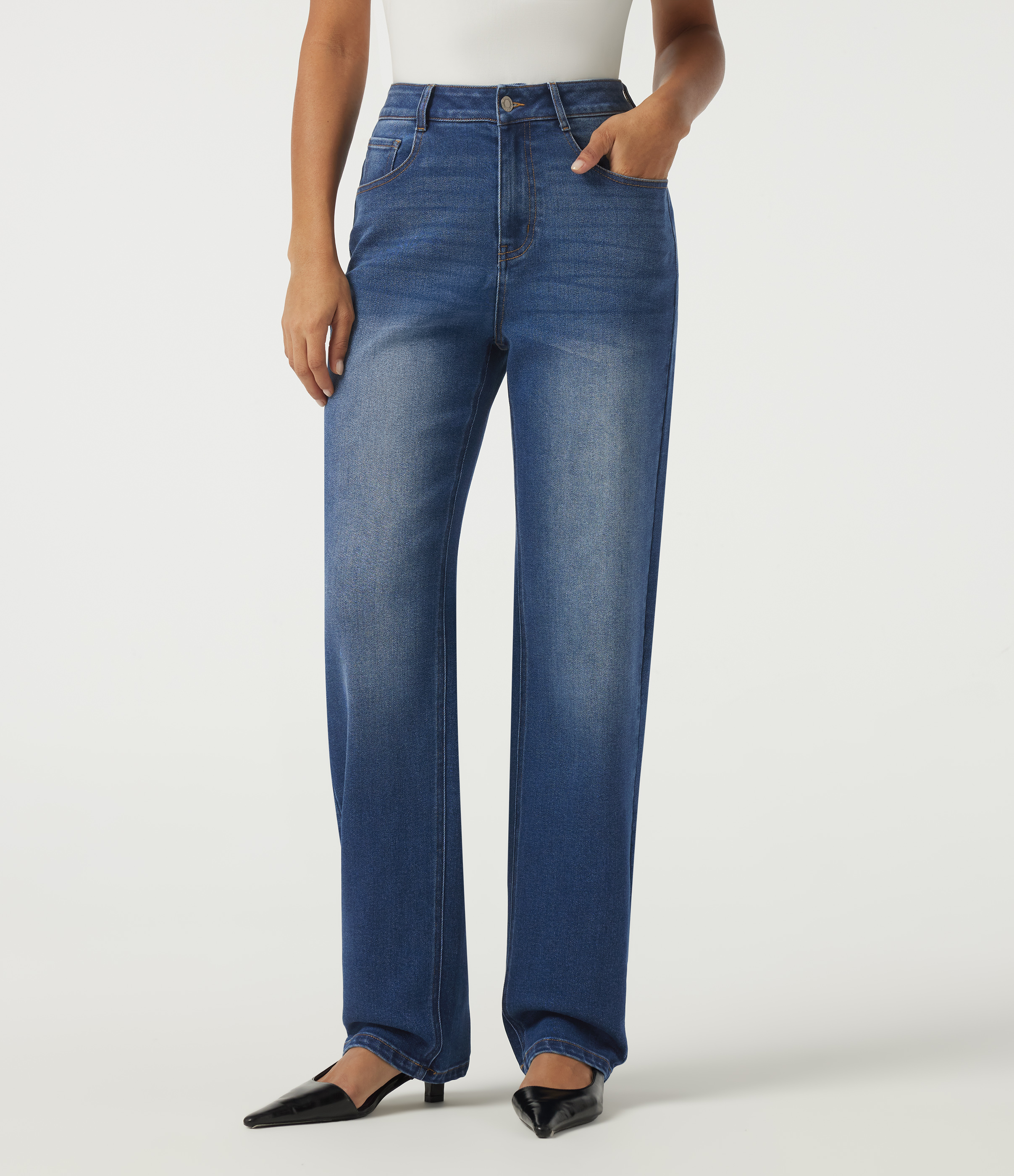 Mid Rise Straight Leg Denim Casual Jeans with Pockets