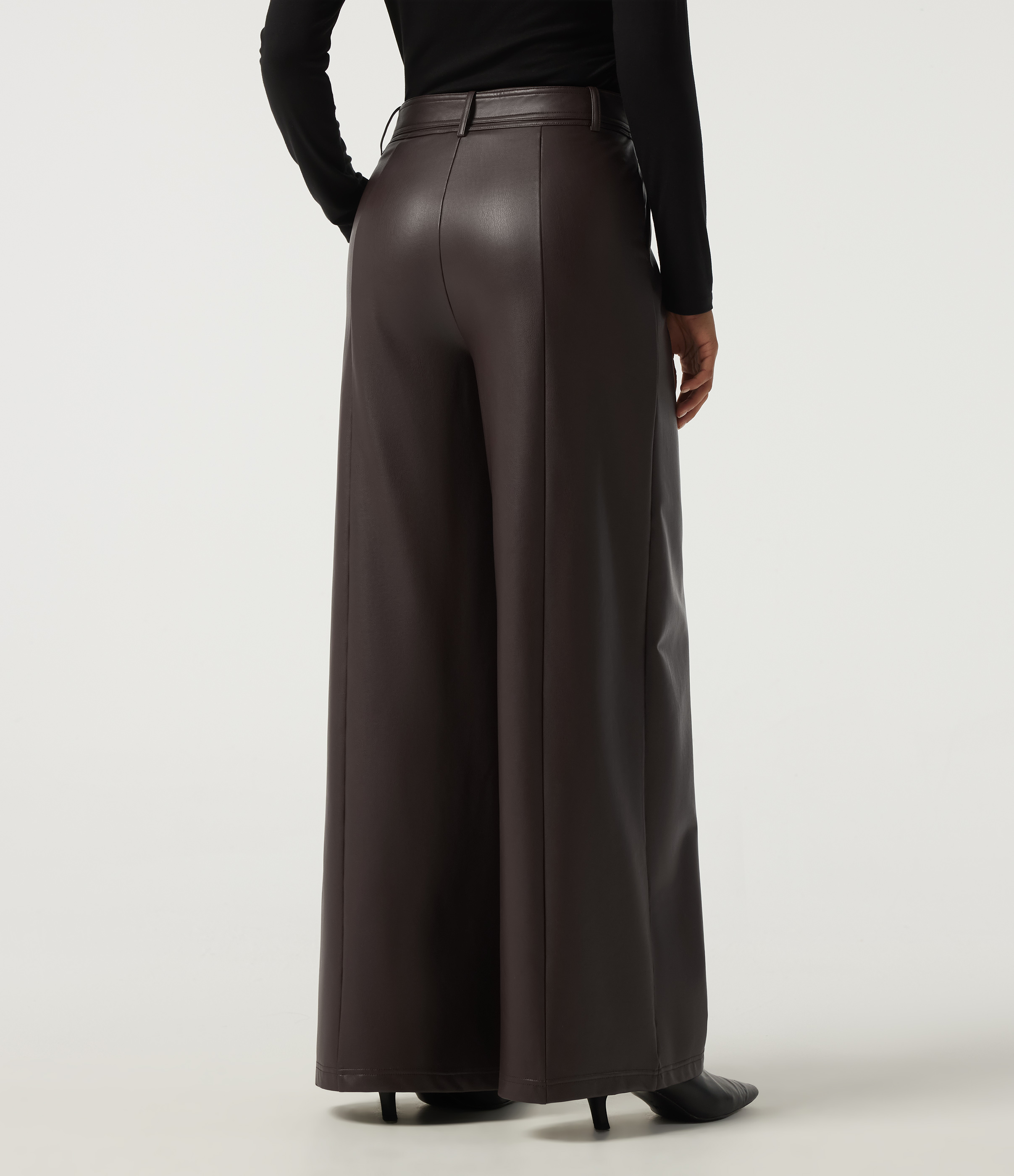 Hot Fudge High Waisted Wide Leg Stretchy PU Fleece Belted Casual Trousers with Pockets / 2