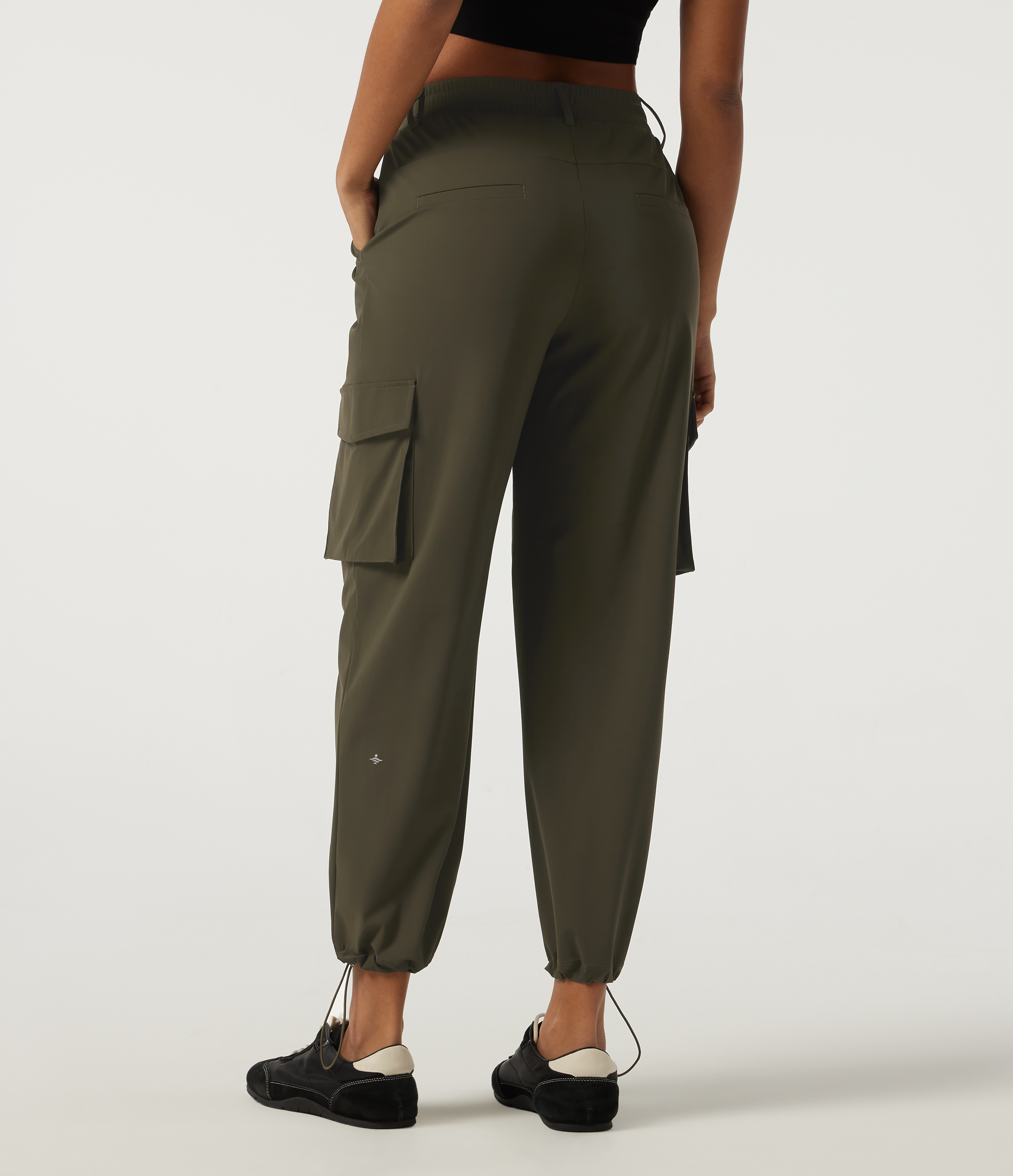 Forest Night Mid Rise Quick Dry Wrinkle Recovery Tapered Running Cargo Pants with Pockets / 2