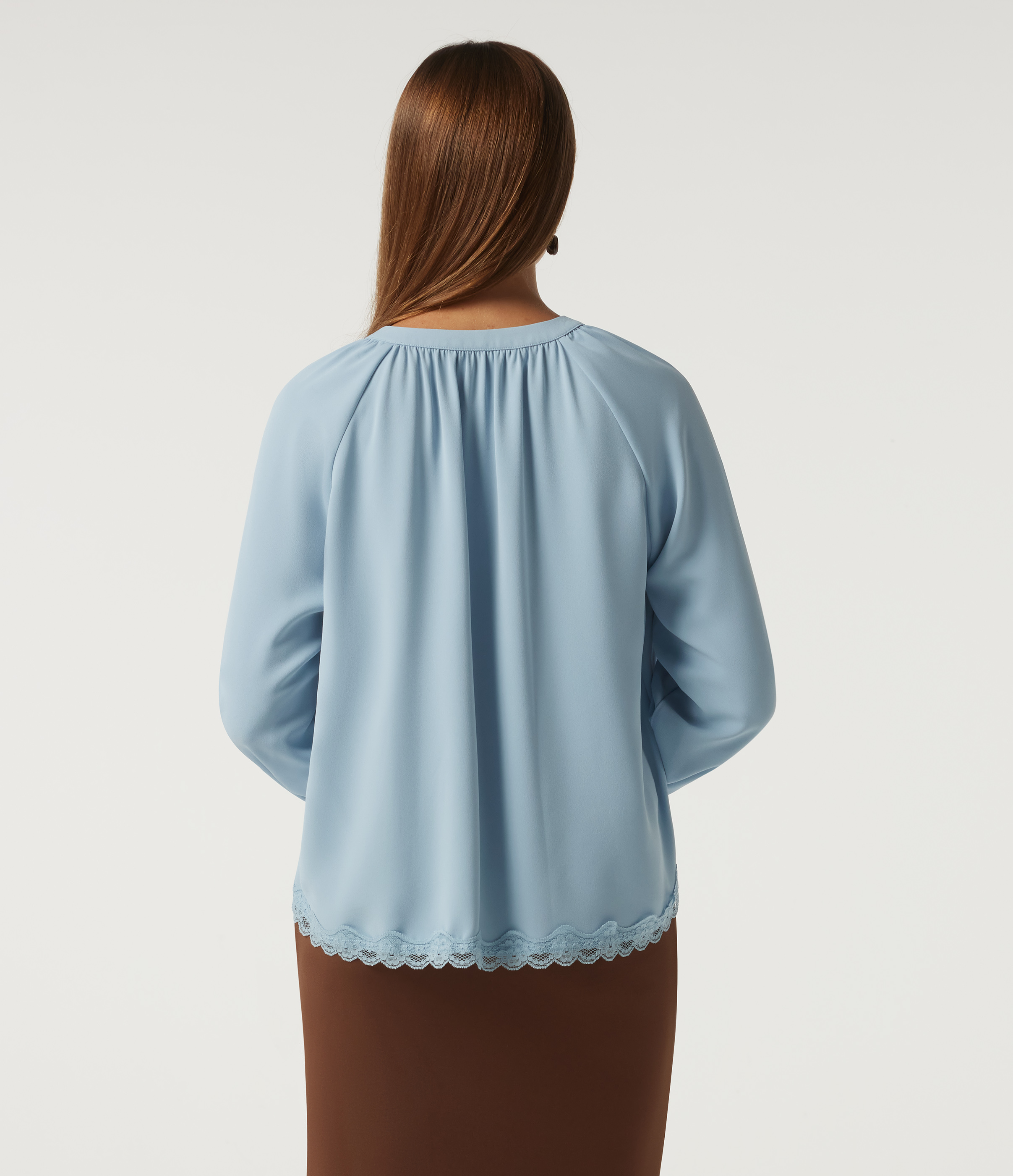 Skyride V Neck Long Sleeve Contrast Lace Curved Hem Resort Blouse / 2