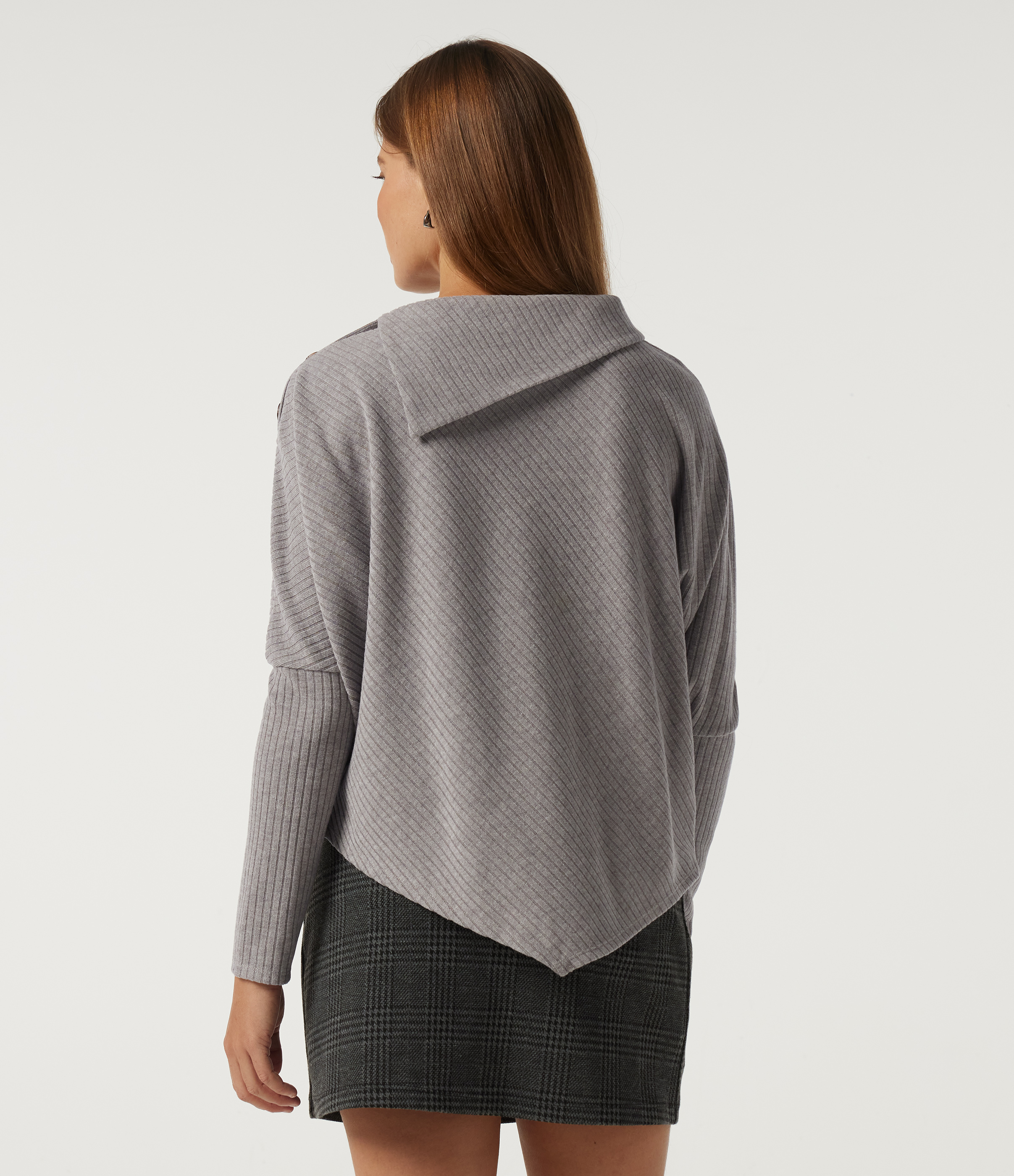 Dark Mottled Grey Top décontracté à manches longues style chauve‑souris, col asymétrique, en maille côtelée / 2