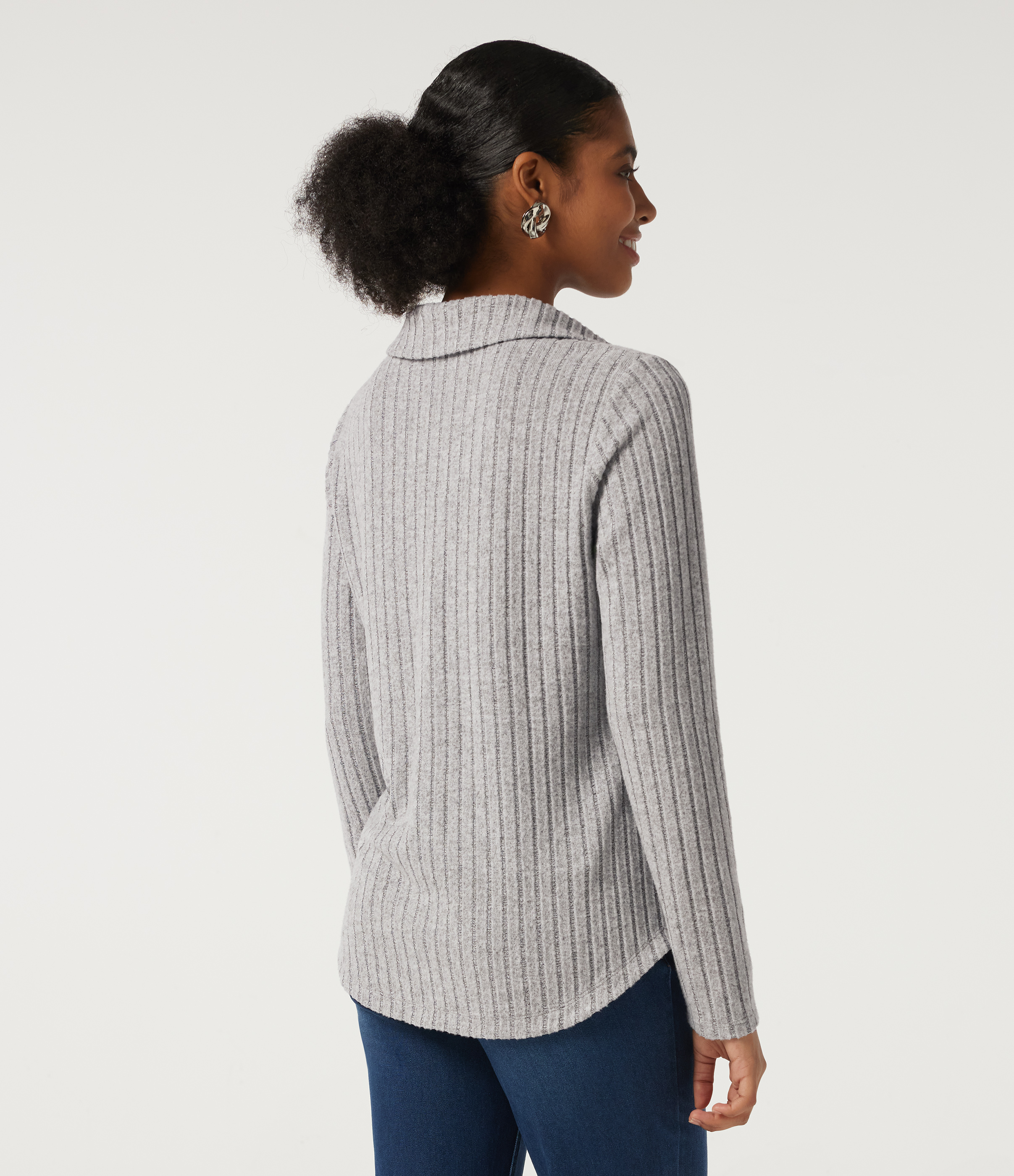 Light Gray Floral Yarn Ribbed Knit Long Sleeve Curved Hem Work Blouse / 2