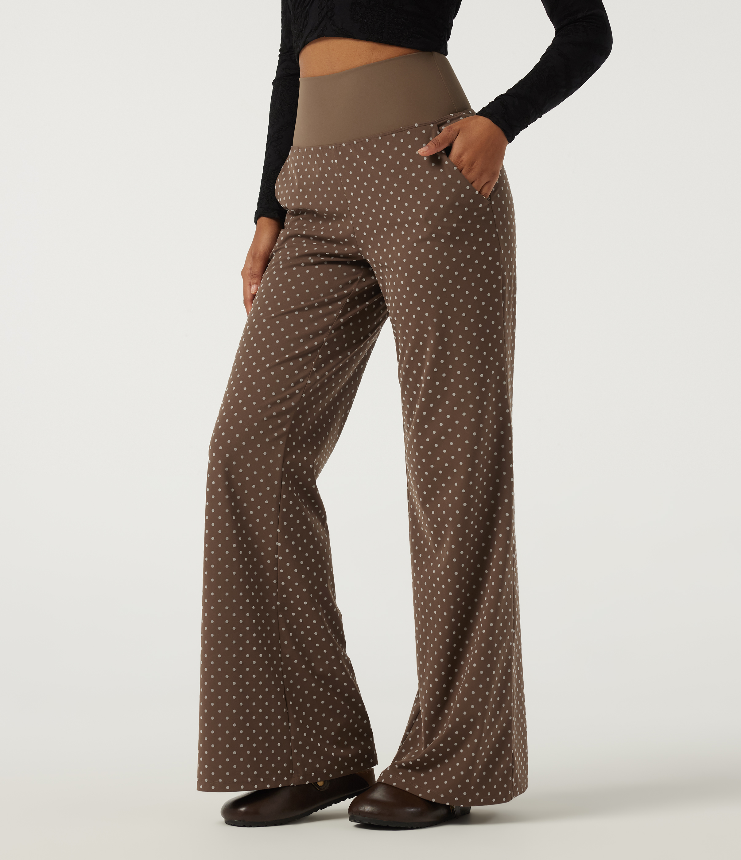 Halara UltraSculpt™ pantalon évasé décontracté taille haute à rabat, à pois, avec poches