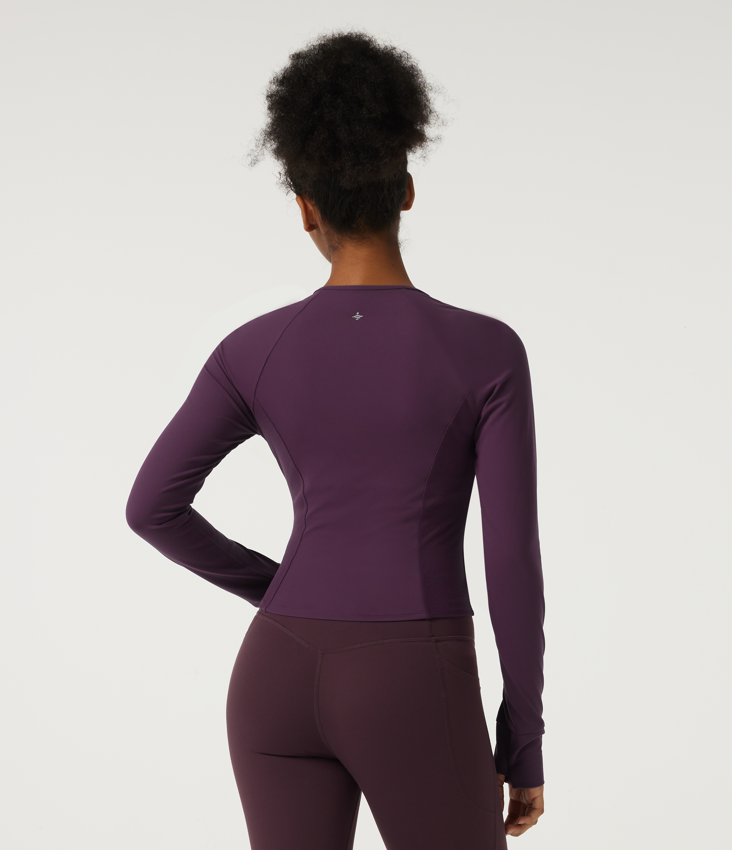 Italian Plum Halara UltraSculpt™ - Yogajacke mit V-Ausschnitt, Seitentaschen, langen Ärmeln und Daumenlöchern / 2