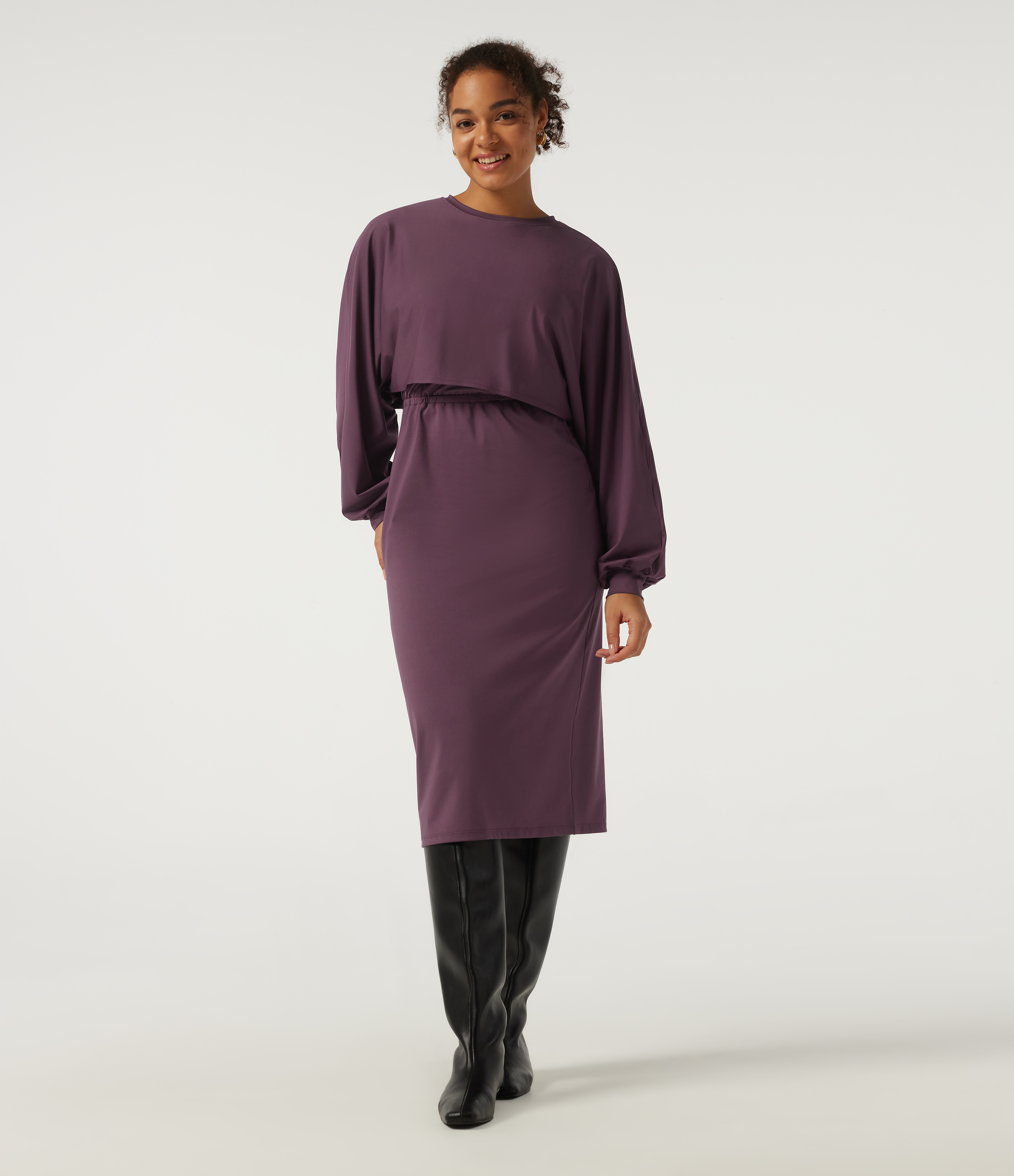 Round Neck Long Sleeve Midi Casual Dress