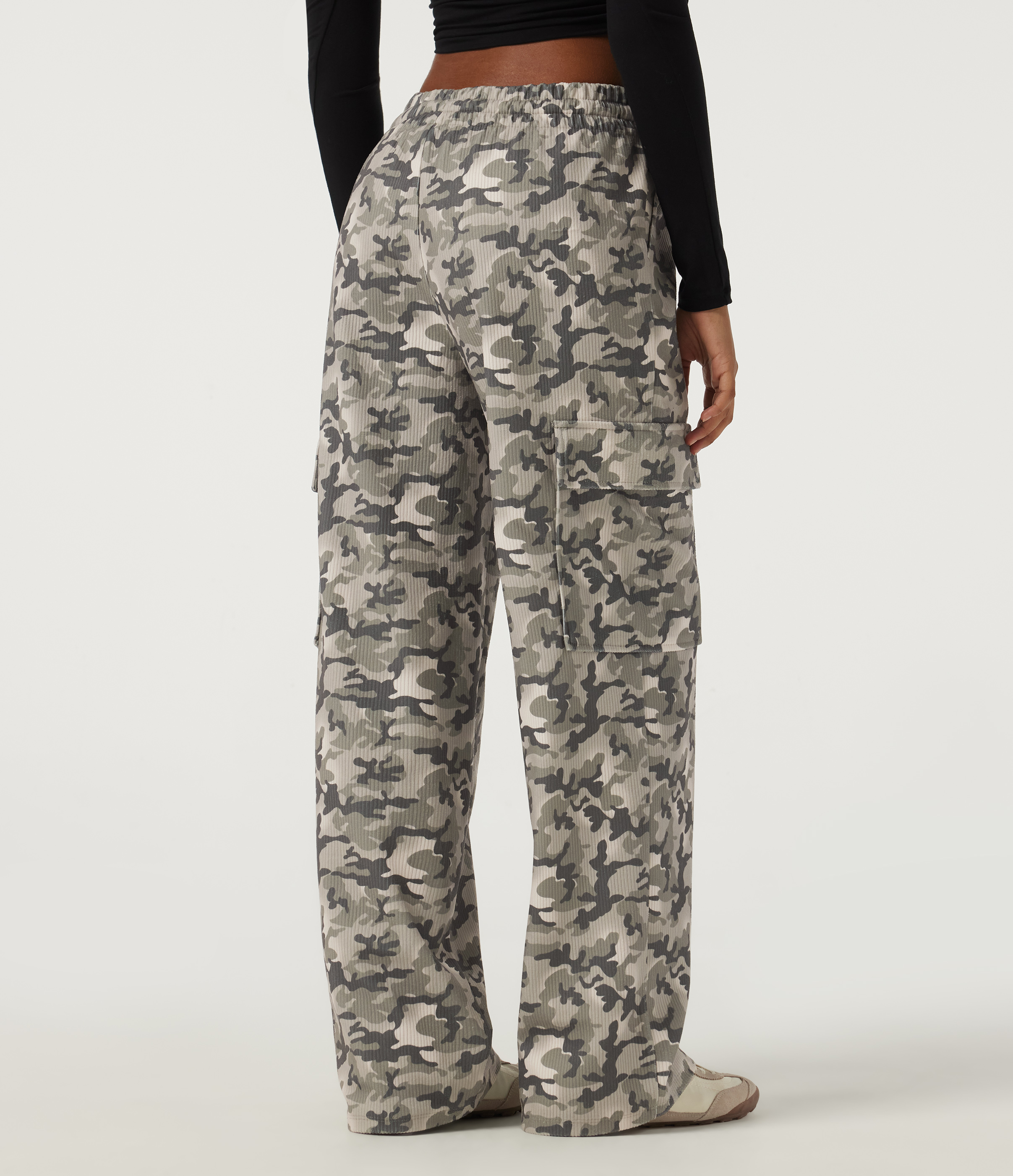 Foggy Night Camo Mid Rise Drawstring Wide Leg Corduroy Camo Print Casual Pants with Pockets / 2