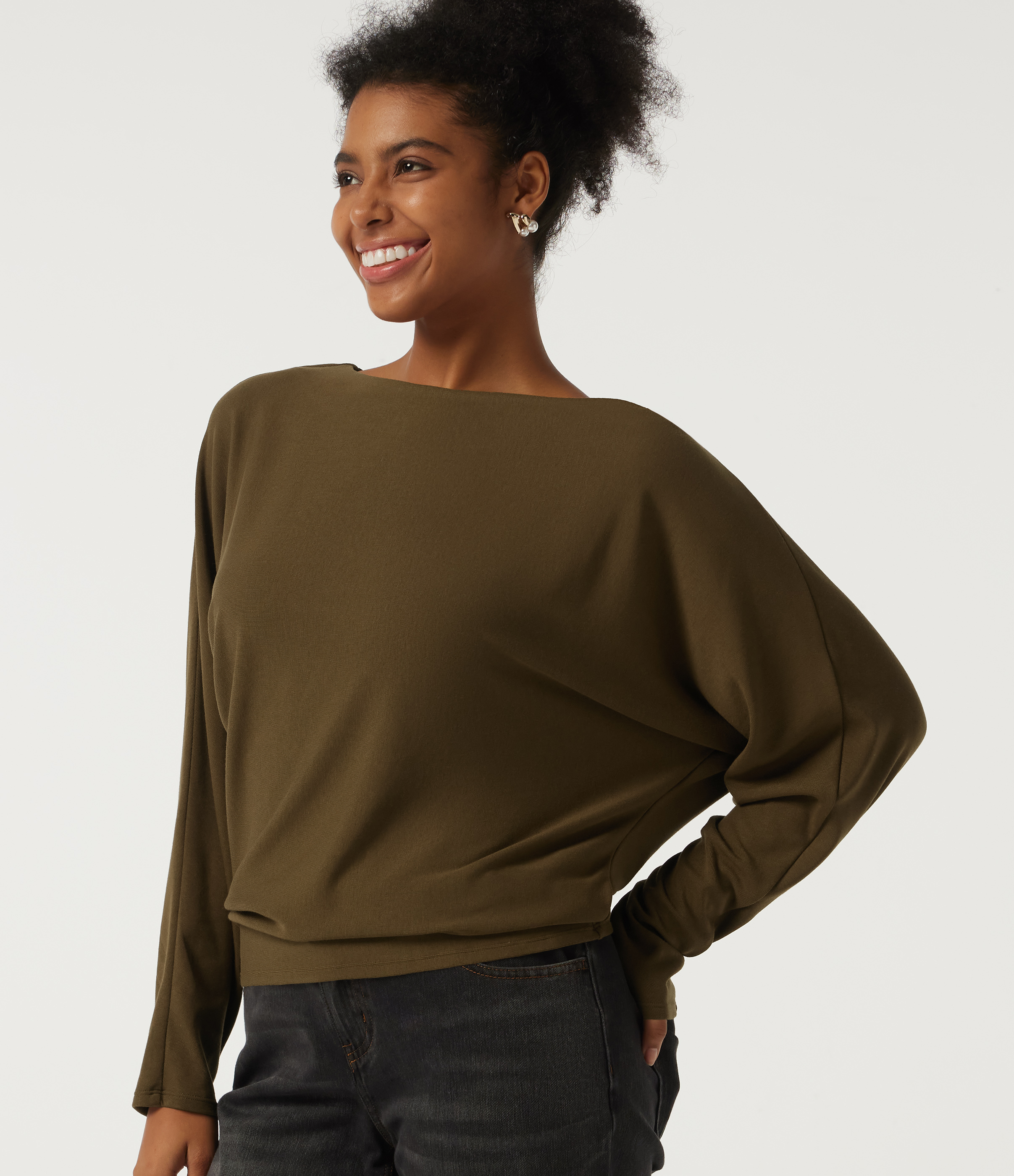 Top décontracté à encolure bateau et manches longues style chauve-souris