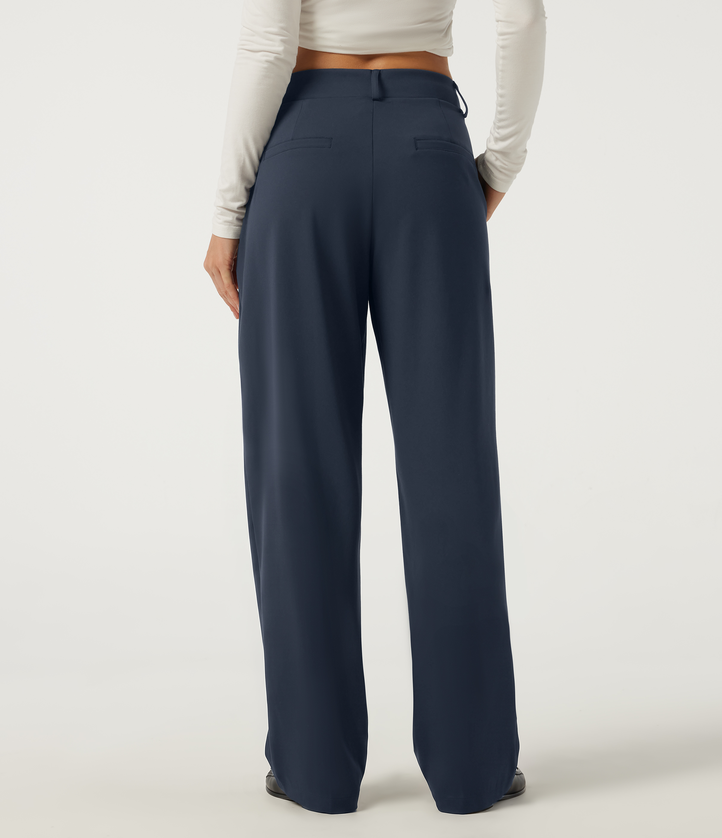 Midnight Blue Halara DayStretch™ Pantalon de travail asymétrique taille mi-haute, jambe «barrel», avec poches / 2