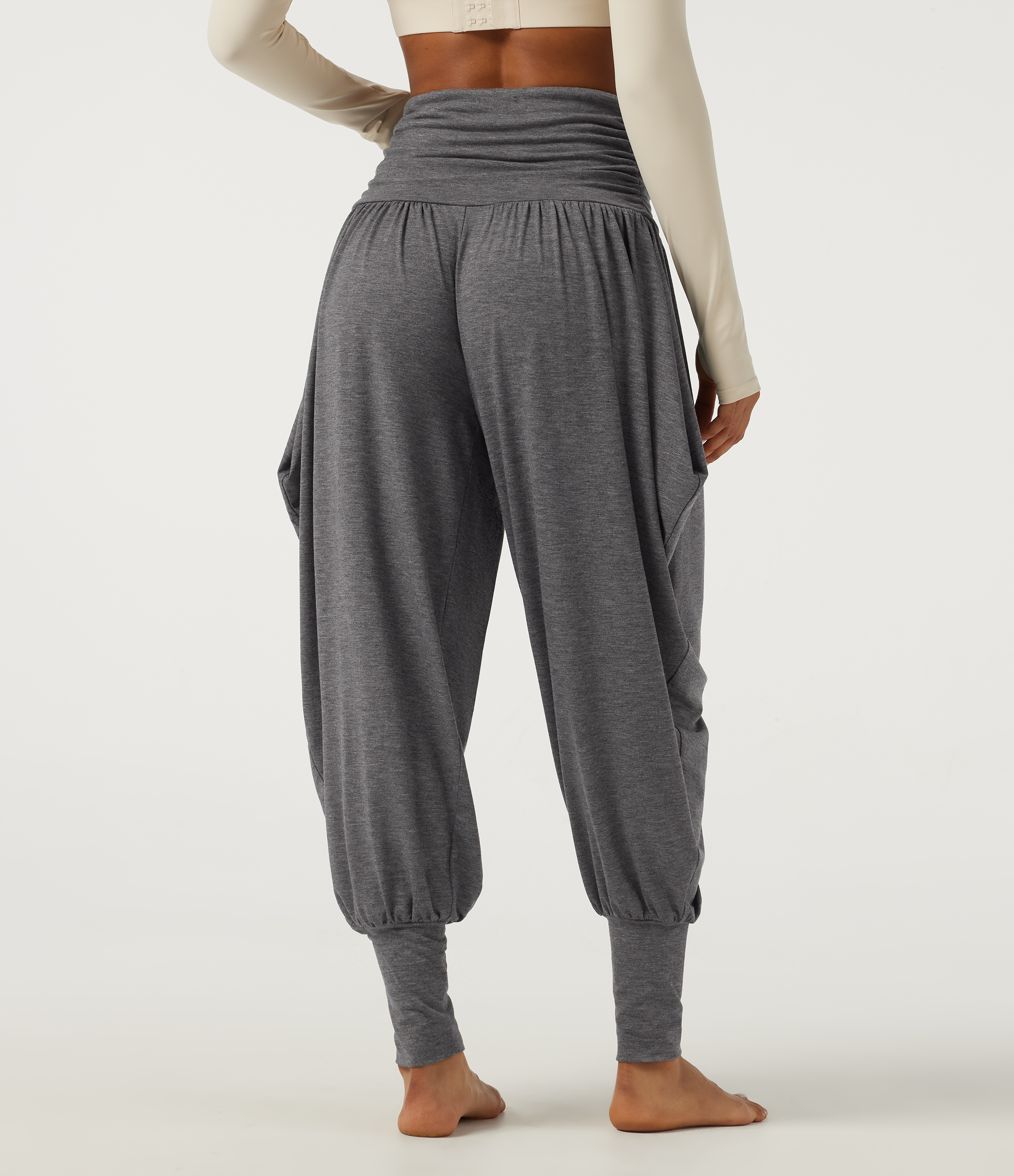 Darl Gray Floral Yarn High Waisted Stacked Casual Pants / 2