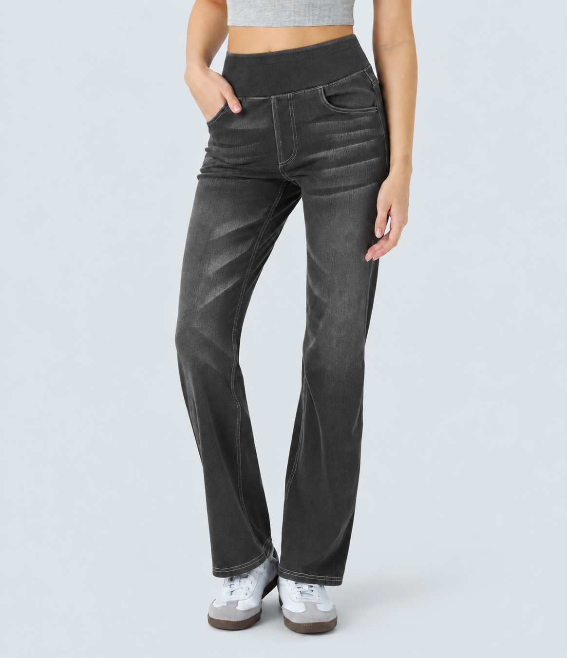 Halara Flex™ Verwaschene Bootcut-Jeans aus elastischem Strick-Denim mit hohem Bund und mehrere Taschen