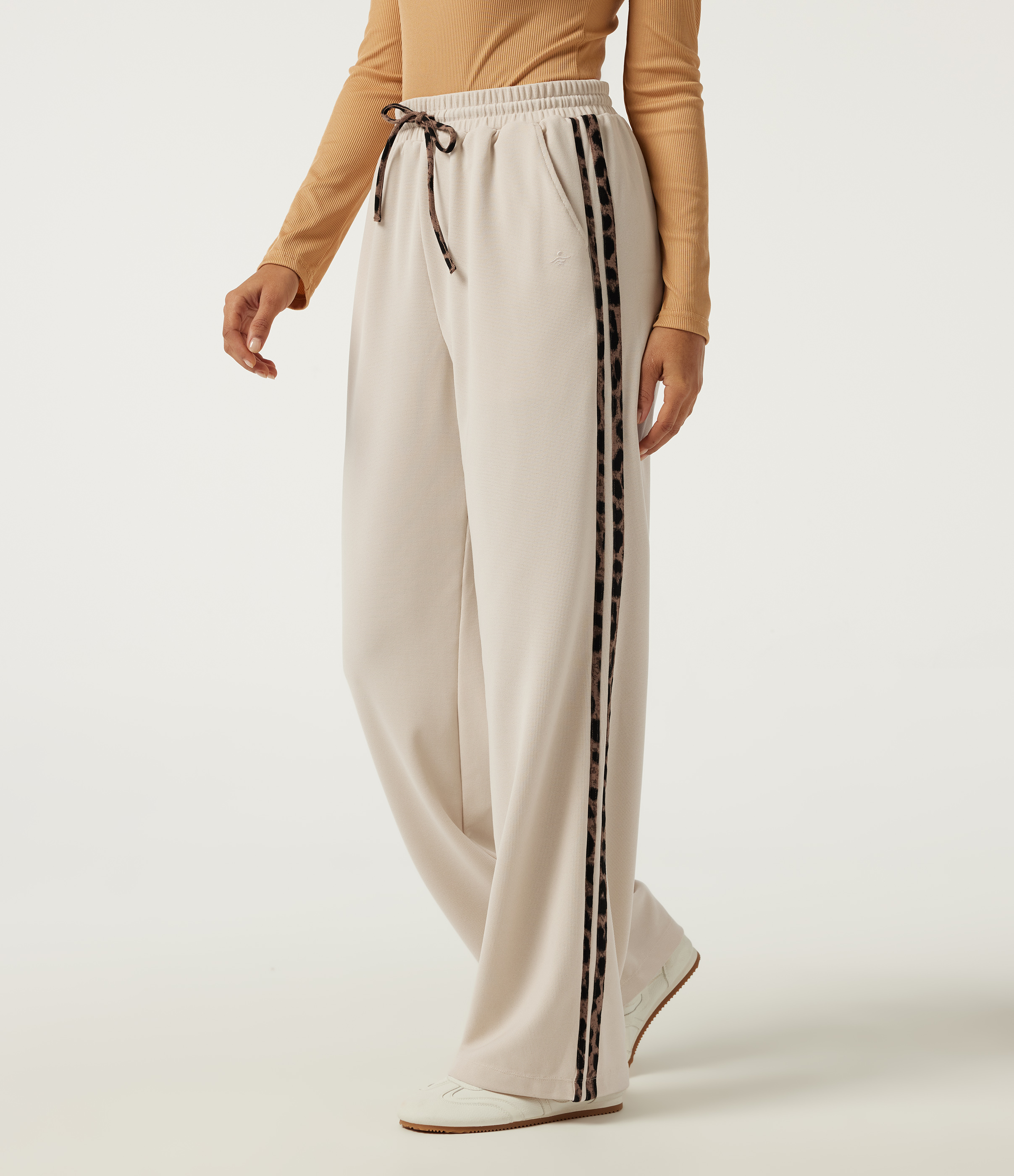 High Waisted Drawstring Straight Leg Side Stripe Leopard Print Waffle Casual Pants with Pockets
