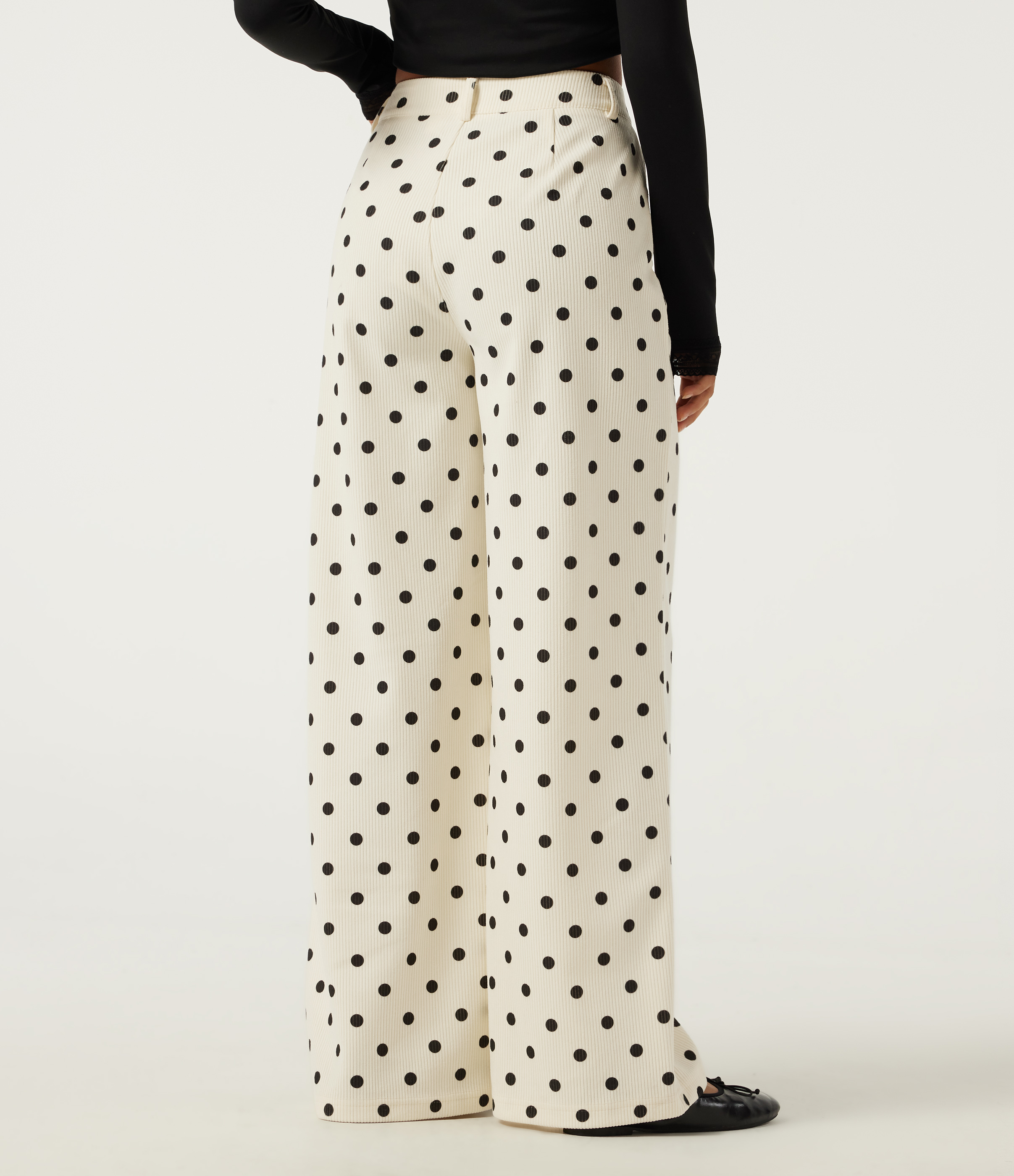 Prelude Dot Pantalon taille haute en velours côtelé à pois, coupe large avec poches / 2