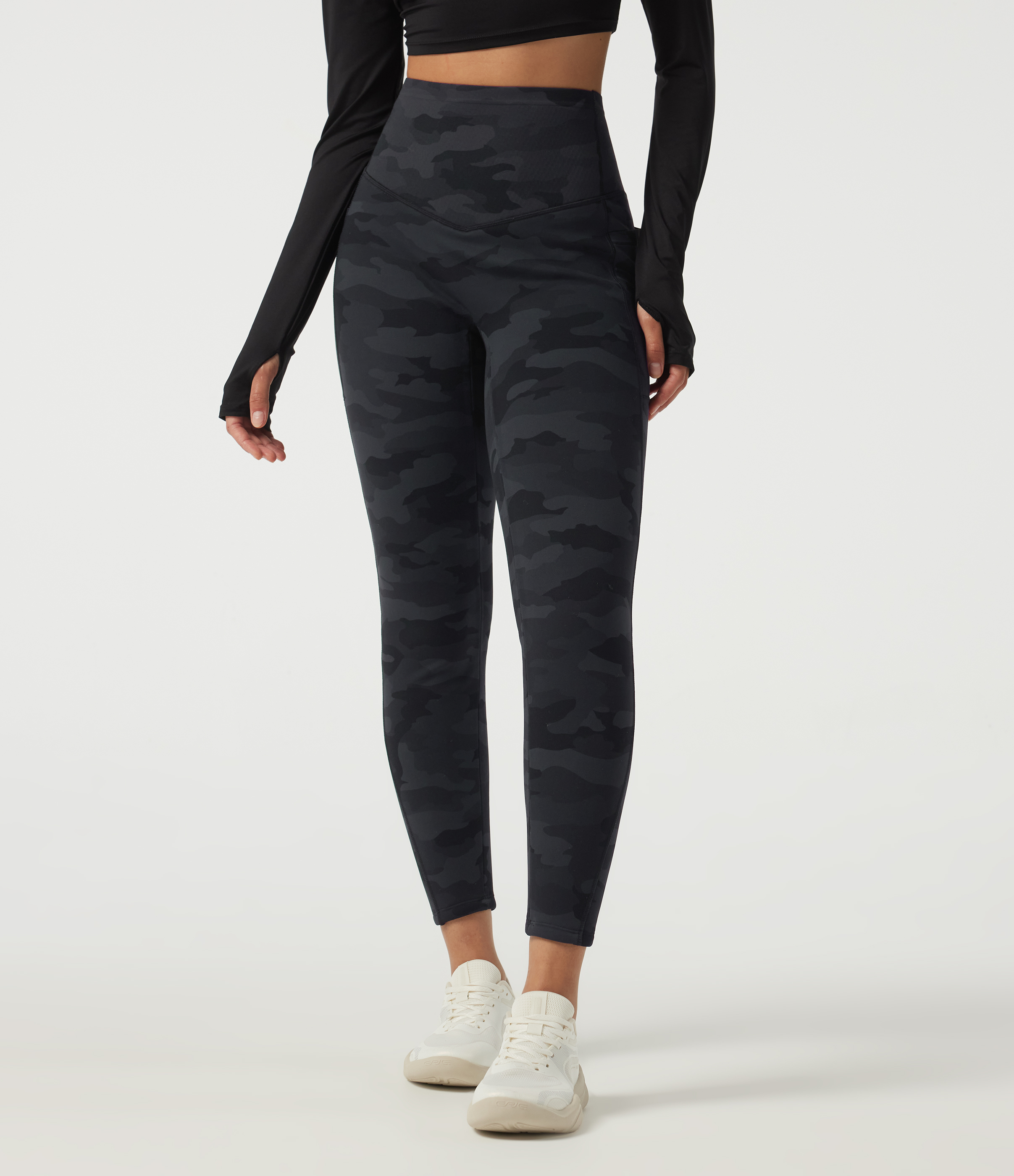 Midnight Shadow Camo Halara UltraSculpt™ Extra Heat High Waisted Tummy Control Skinny Camo Fleece Workout Leggings with Pockets / 2