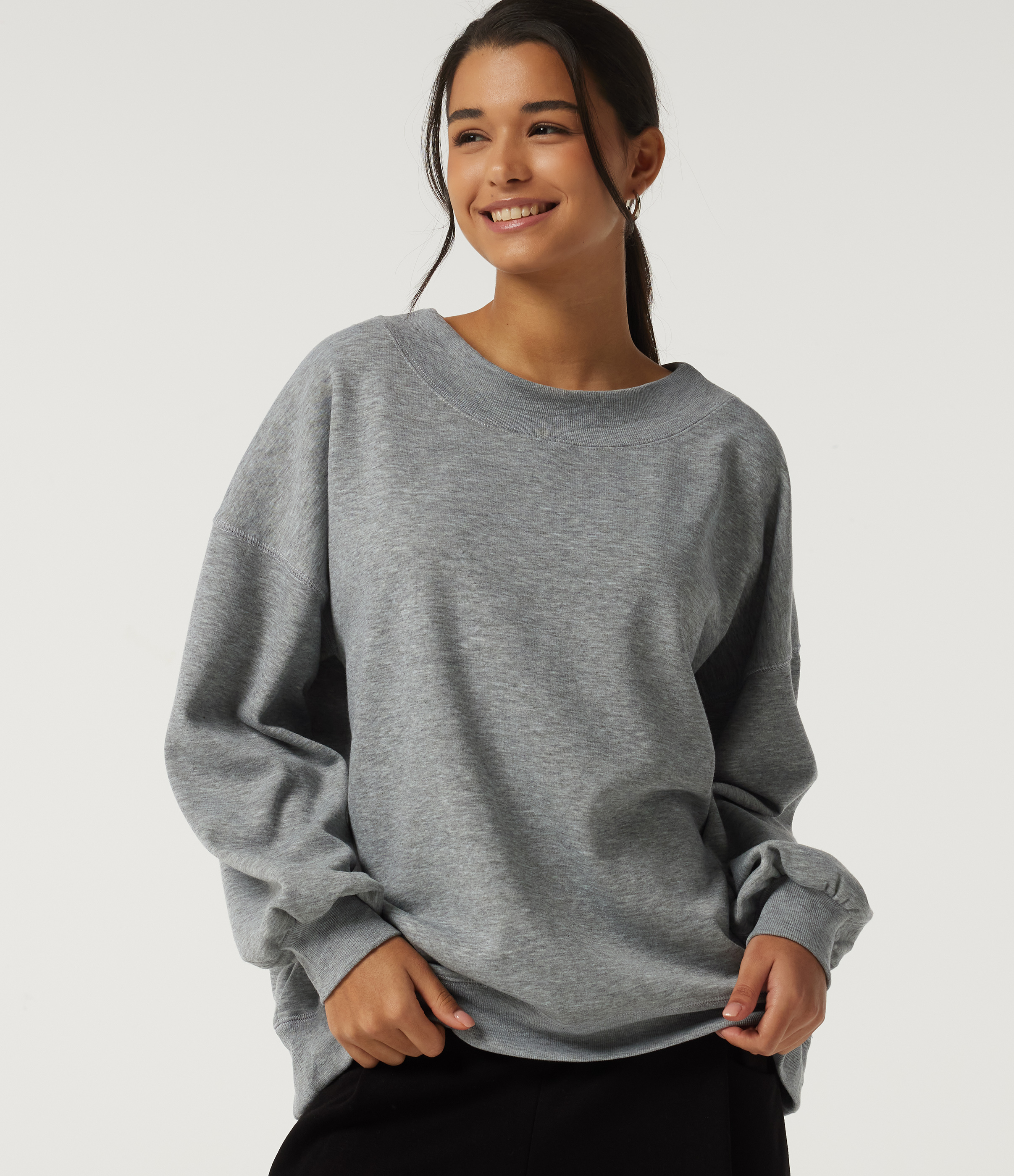 Round Neck Long Sleeve Fleece Casual Sweatshirt