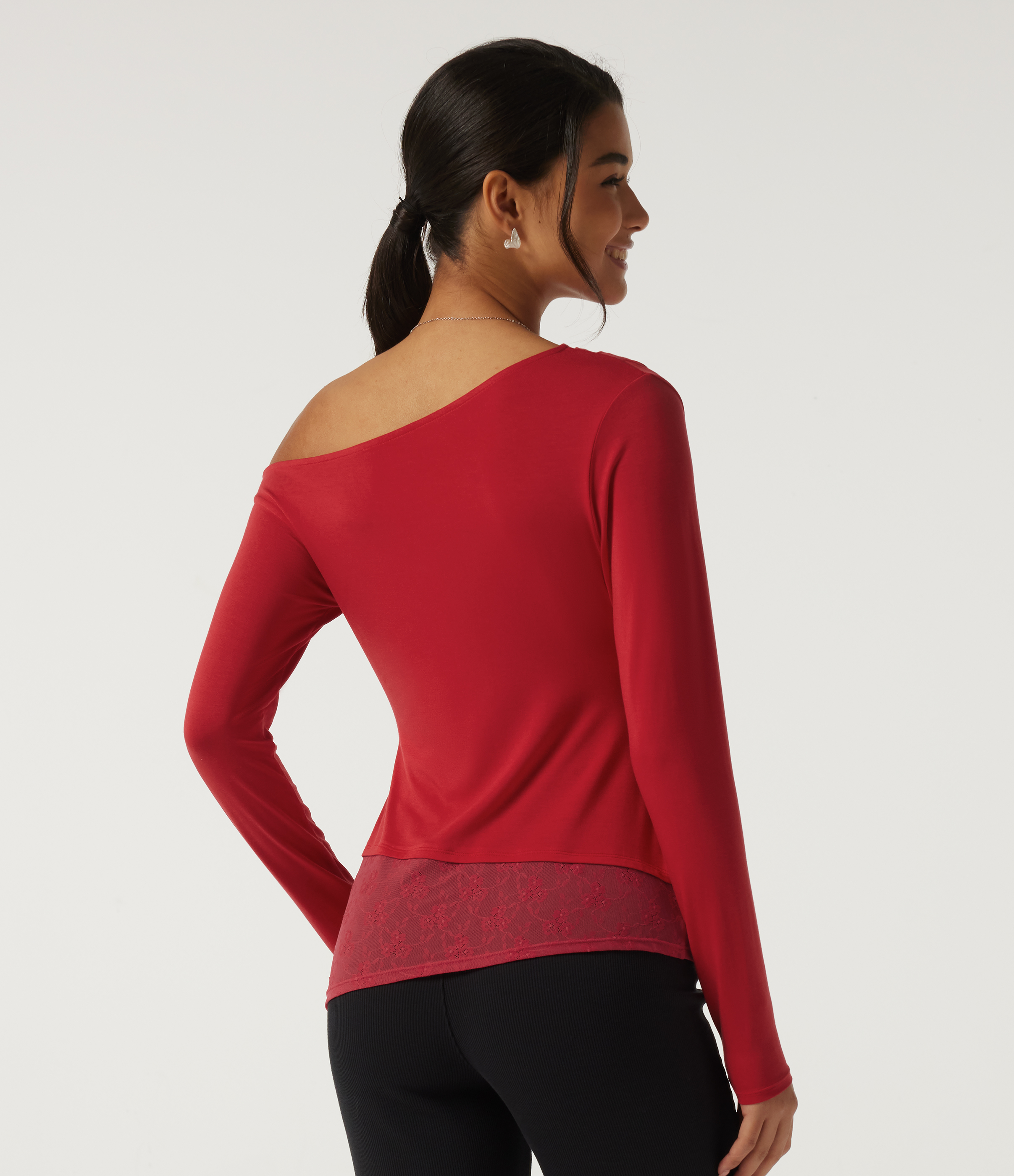Rubicondo Top ajusté asymétrique, manches longues avec fronces et dentelle contrastante / 2