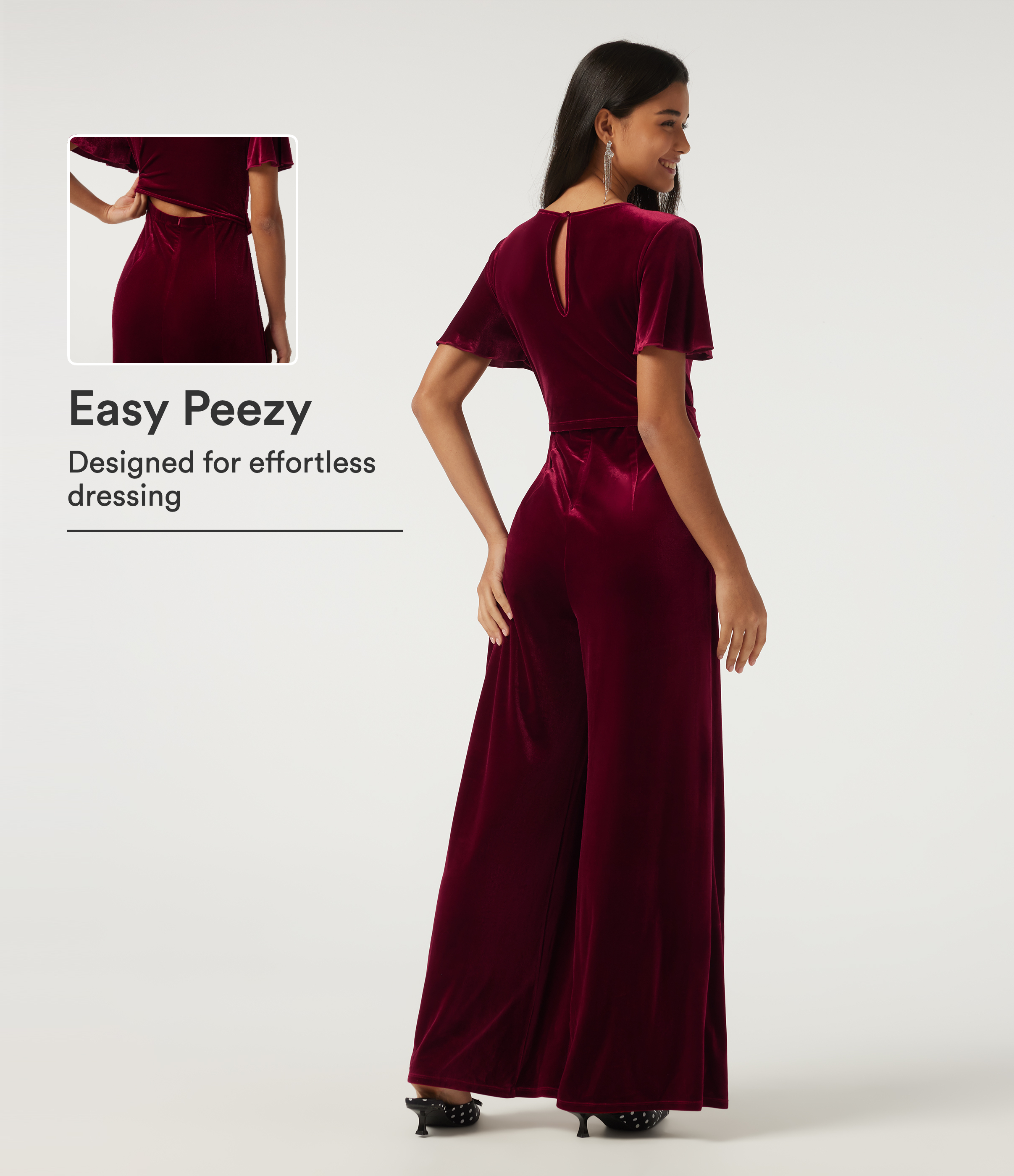 Mono de fiesta de terciopelo con cuello redondo, mangas cortas con volante, abertura trasera en forma de ojo de cerradura con lazada frontal, bolsillos — Edición Easy Peezy
