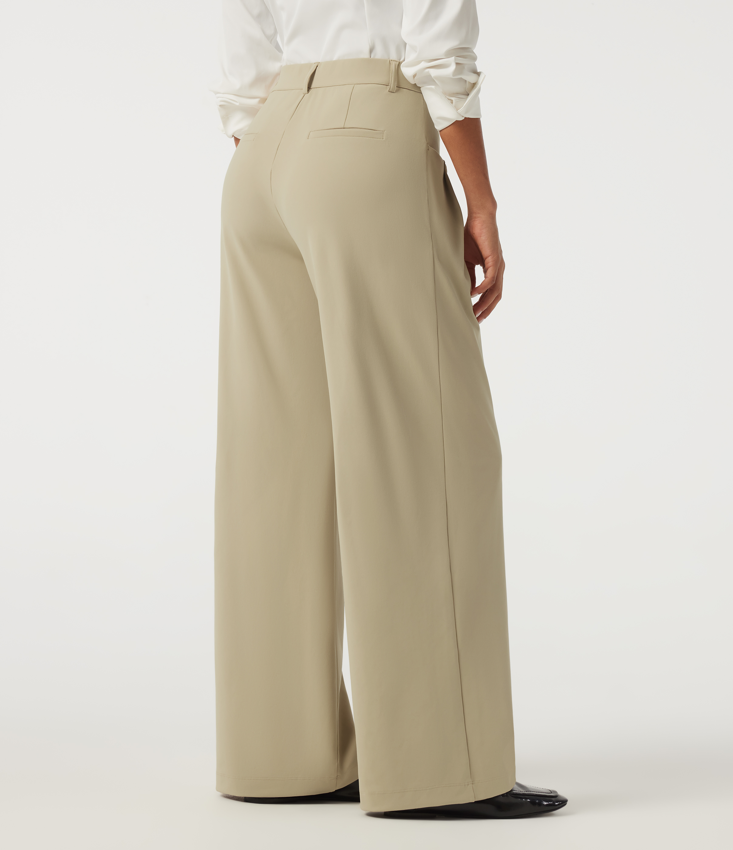 Fields of Rye Halara DayStretch Mid Rise Wide Leg Work Pants with Pockets / 2