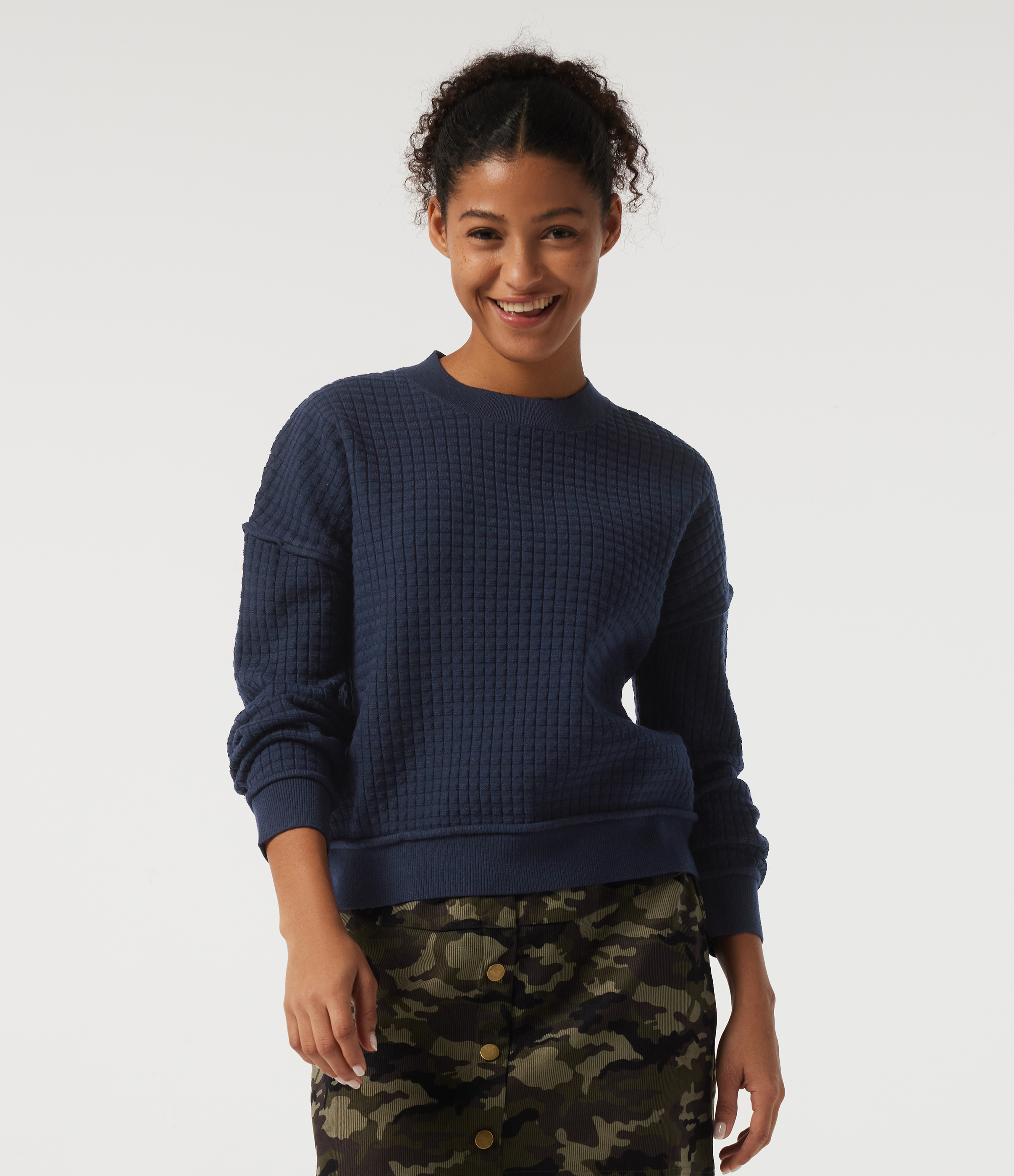 Round Neck Drop Shoulder Long Sleeve Casual Sweater