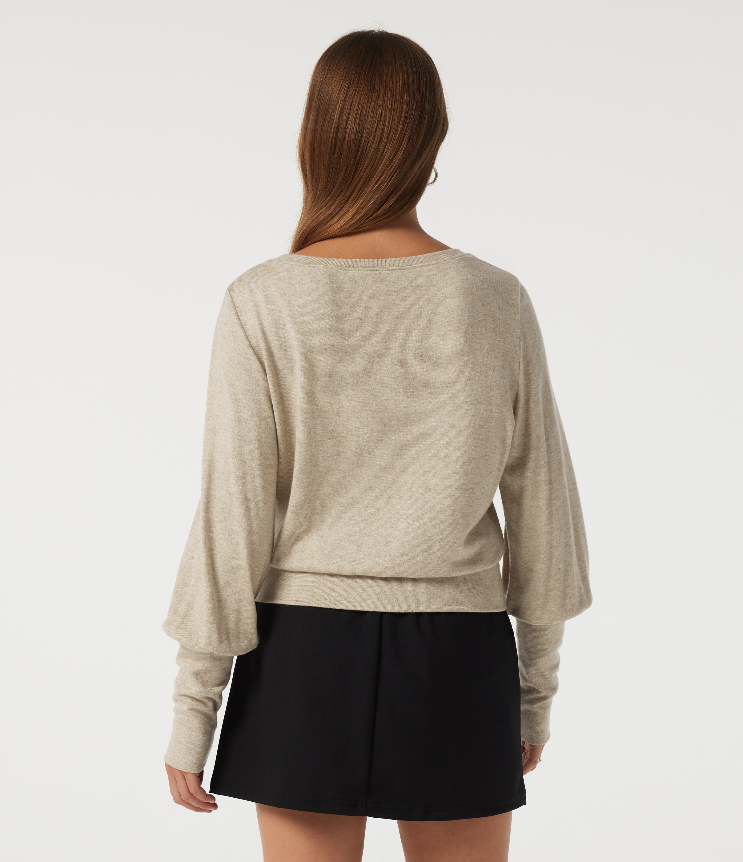 Oatmeal Khaki Top à col rond et manches longues chauve-souris / 2