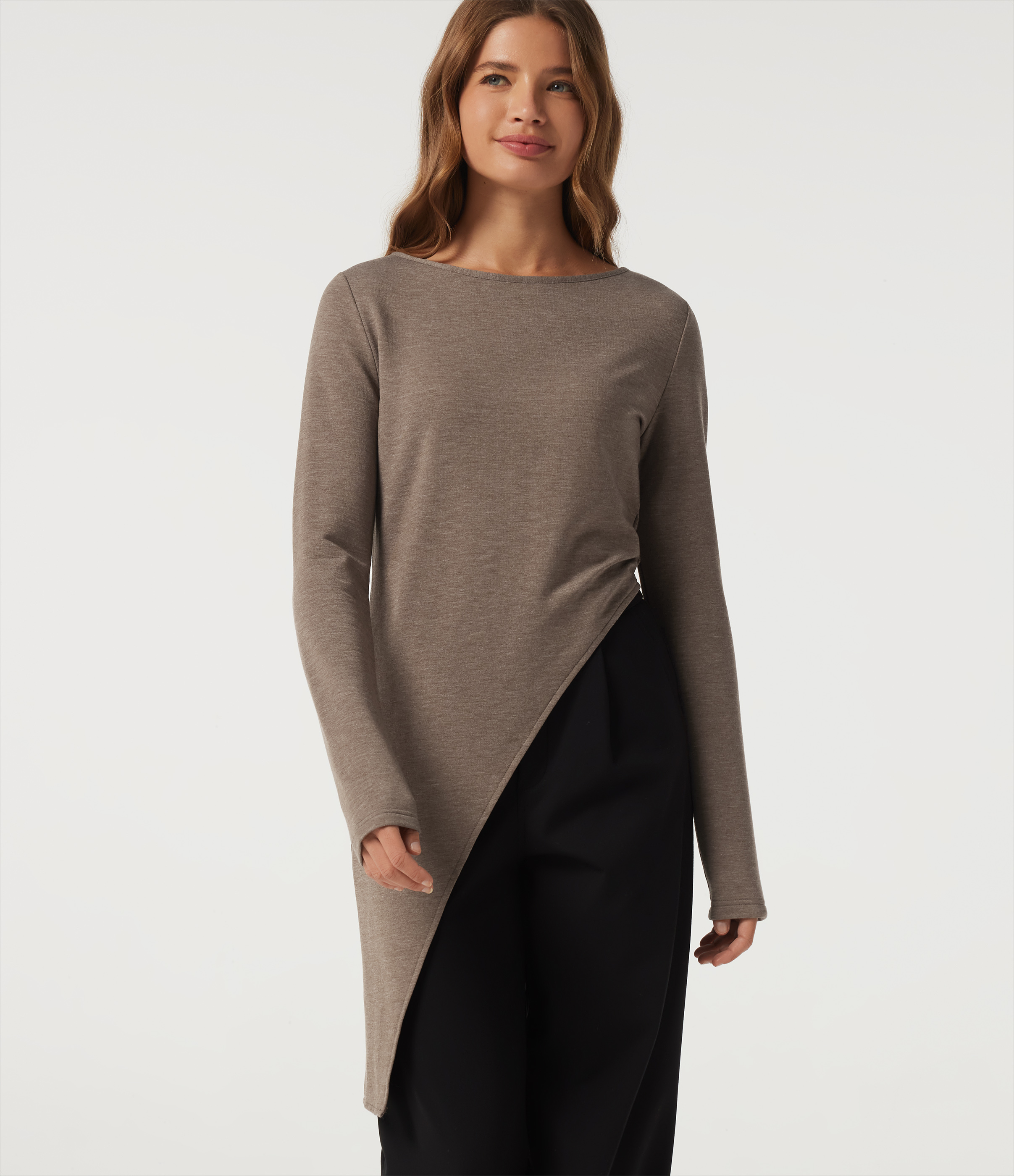 Boat Neck Long Sleeve Asymmetrical Hem Casual T-Shirt
