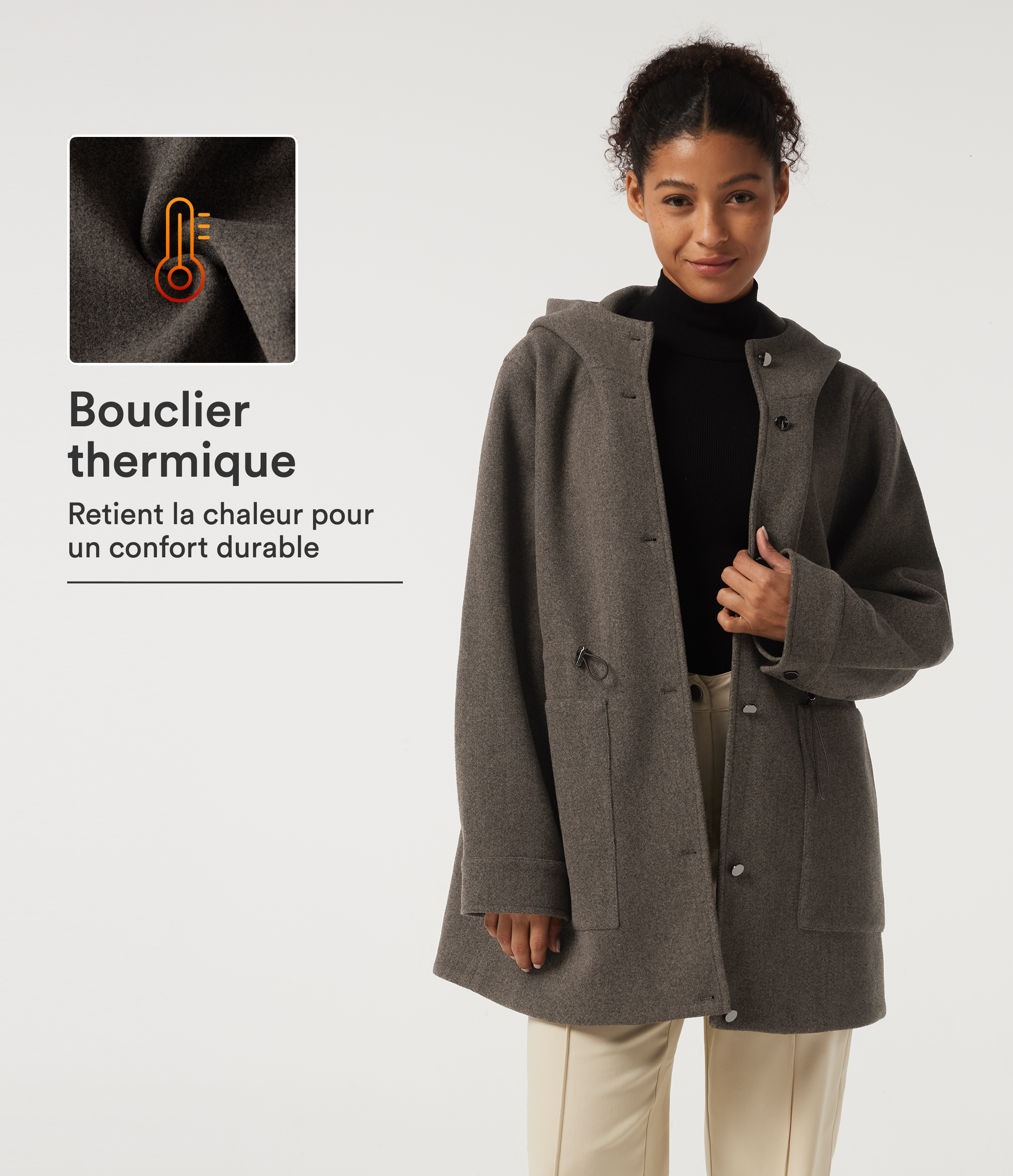 Lang geschnittener Fleece-Arbeitsmantel mit Kapuze, langen Ärmeln, Kordelzug und Taschen.