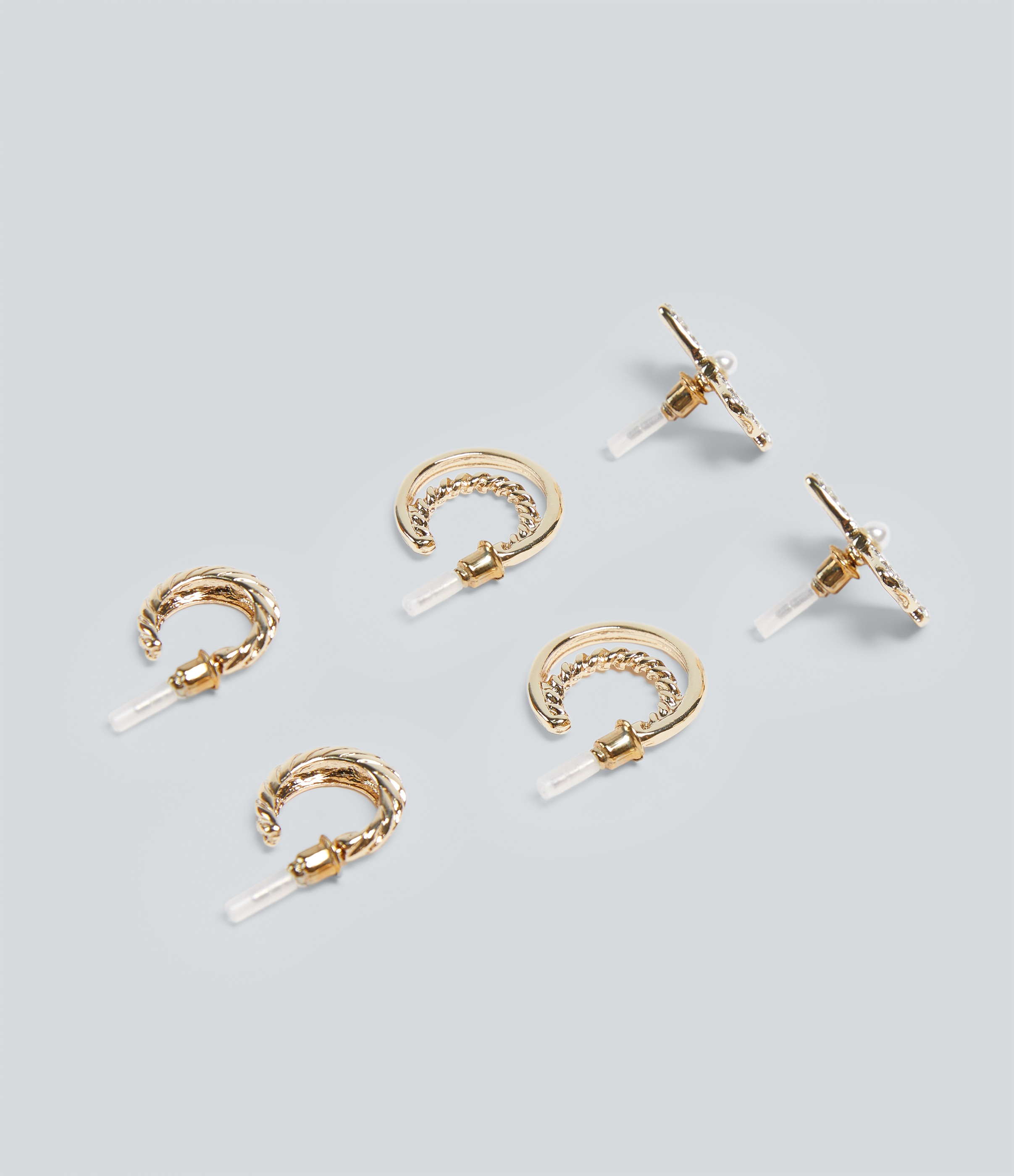 Gold Stylish Bow Knot Party Earrings / 2