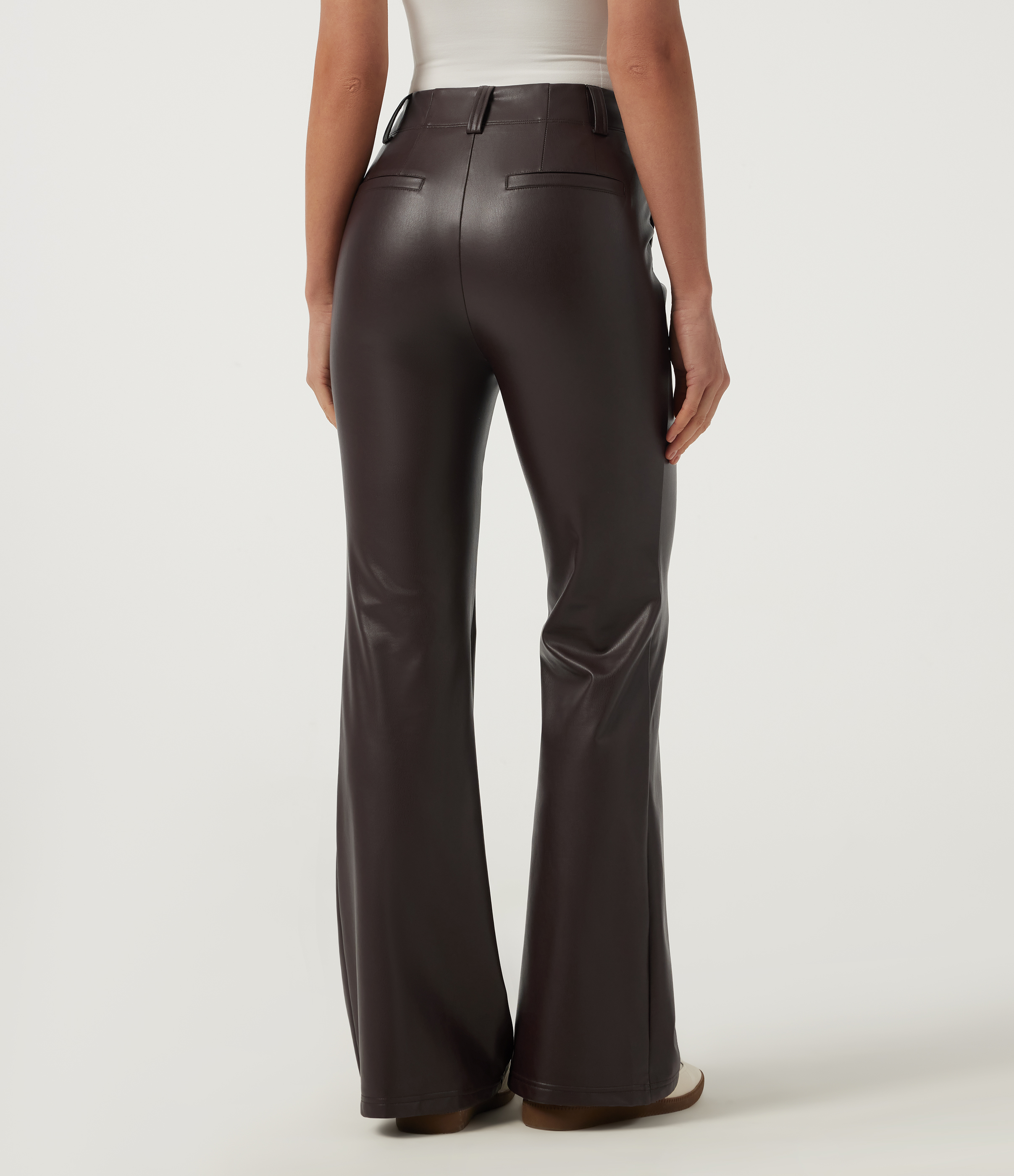 Hot Fudge Mid Rise Flare Stretchy PU Fleece Casual Pants with Pockets / 2